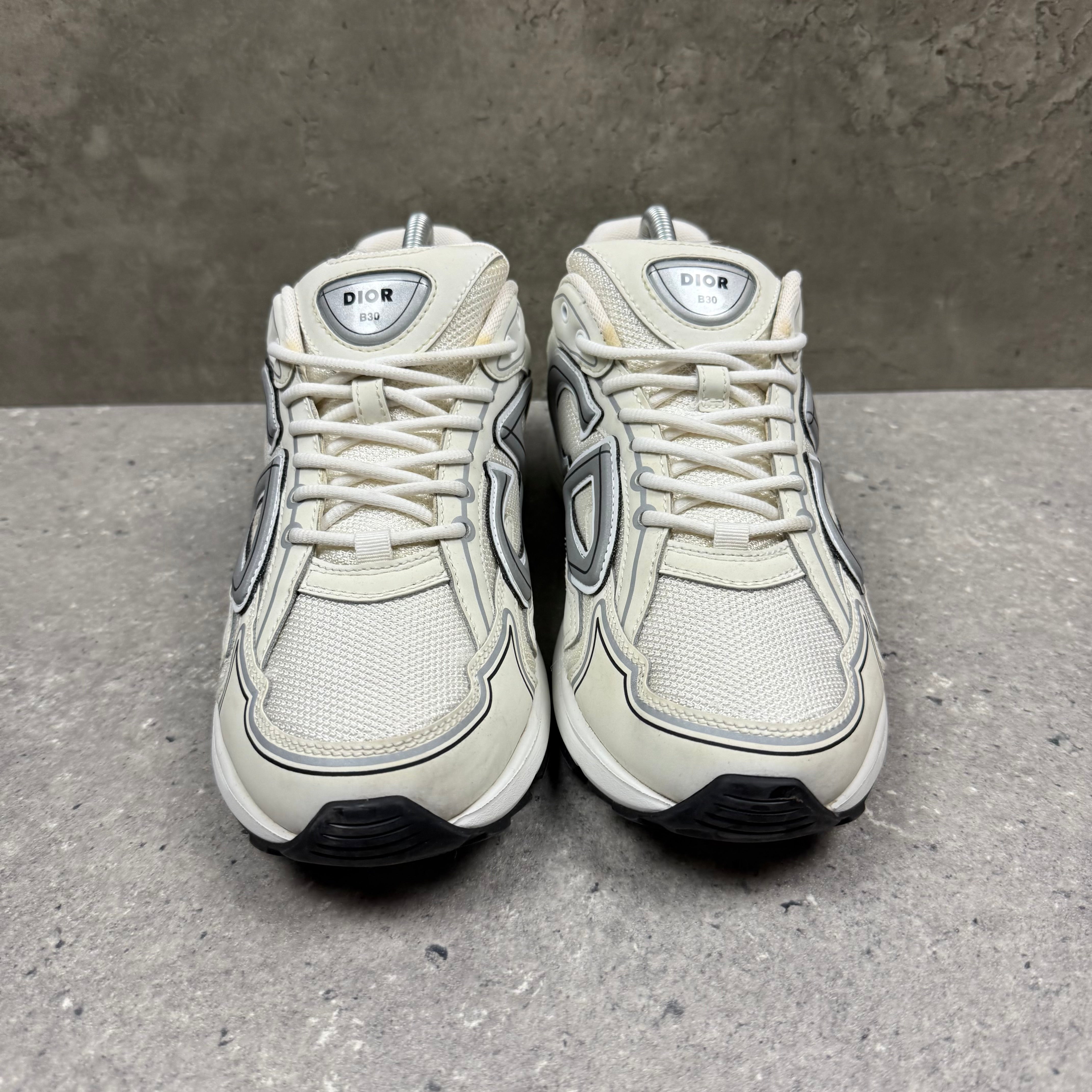 DIOR B30 WHITE - (EU 42 / UK 8)