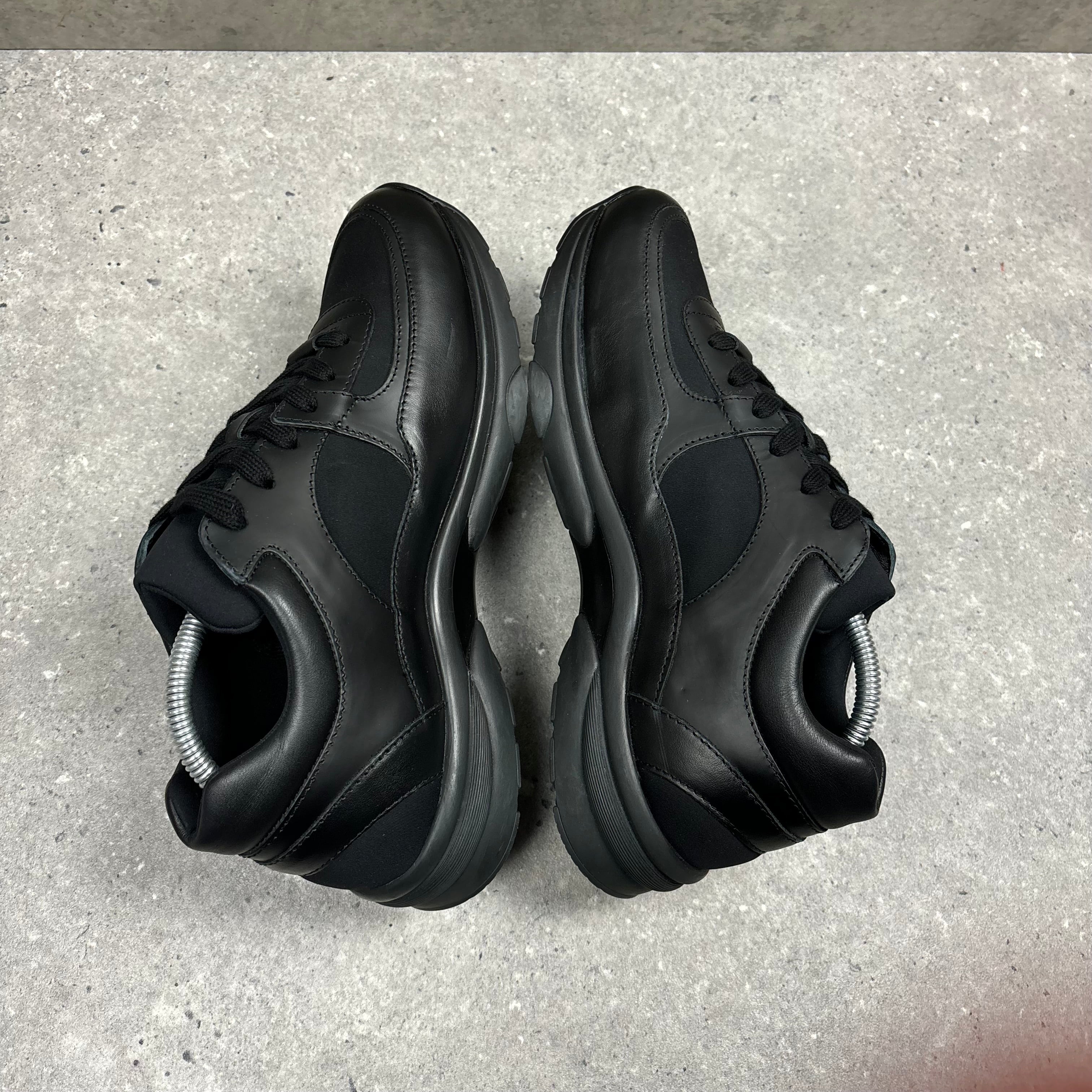 CHANEL RUNNERS - (EU 42 / UK 8)