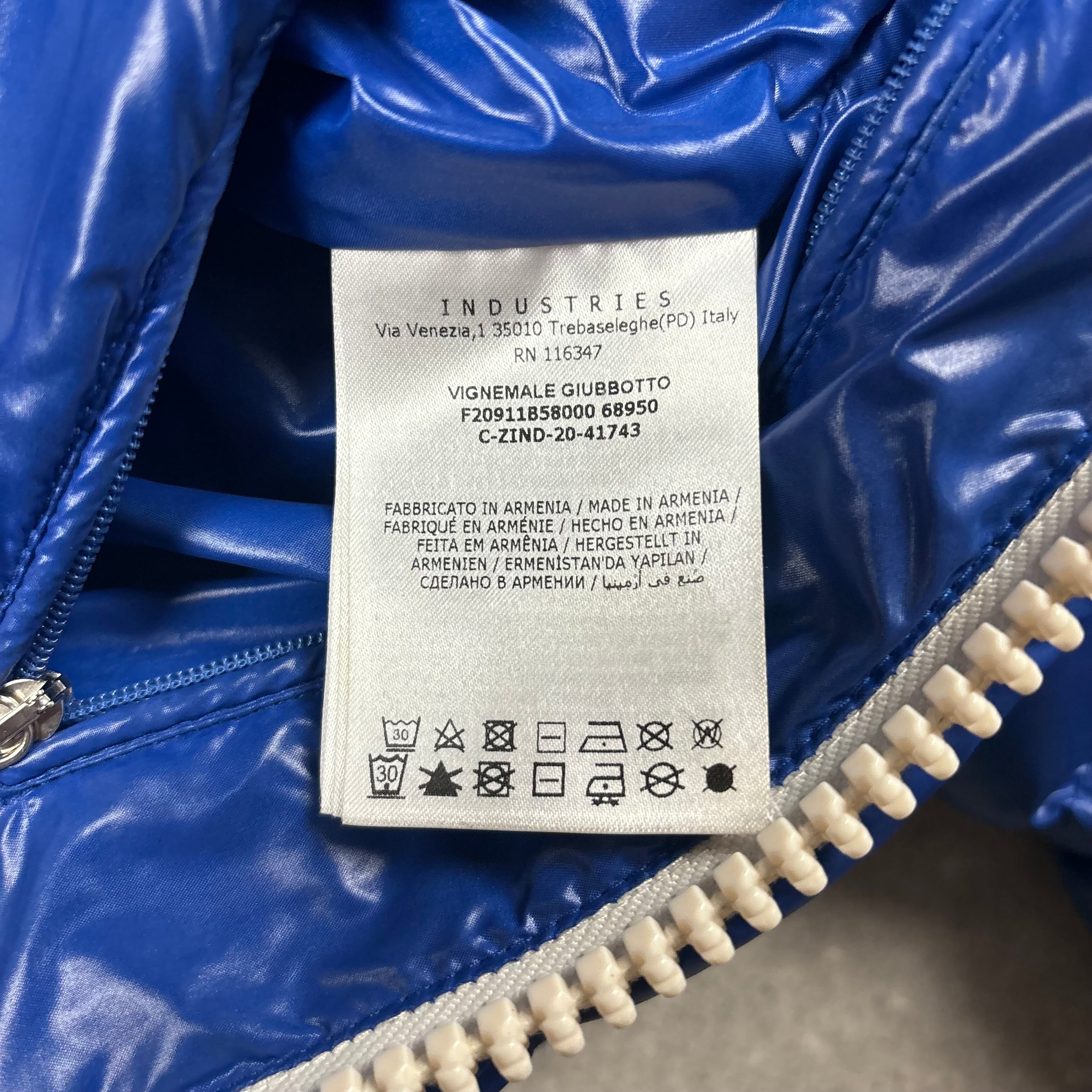 MONCLER VIGNEMALE GIUBBOTTO JACKET (FITS M/L)