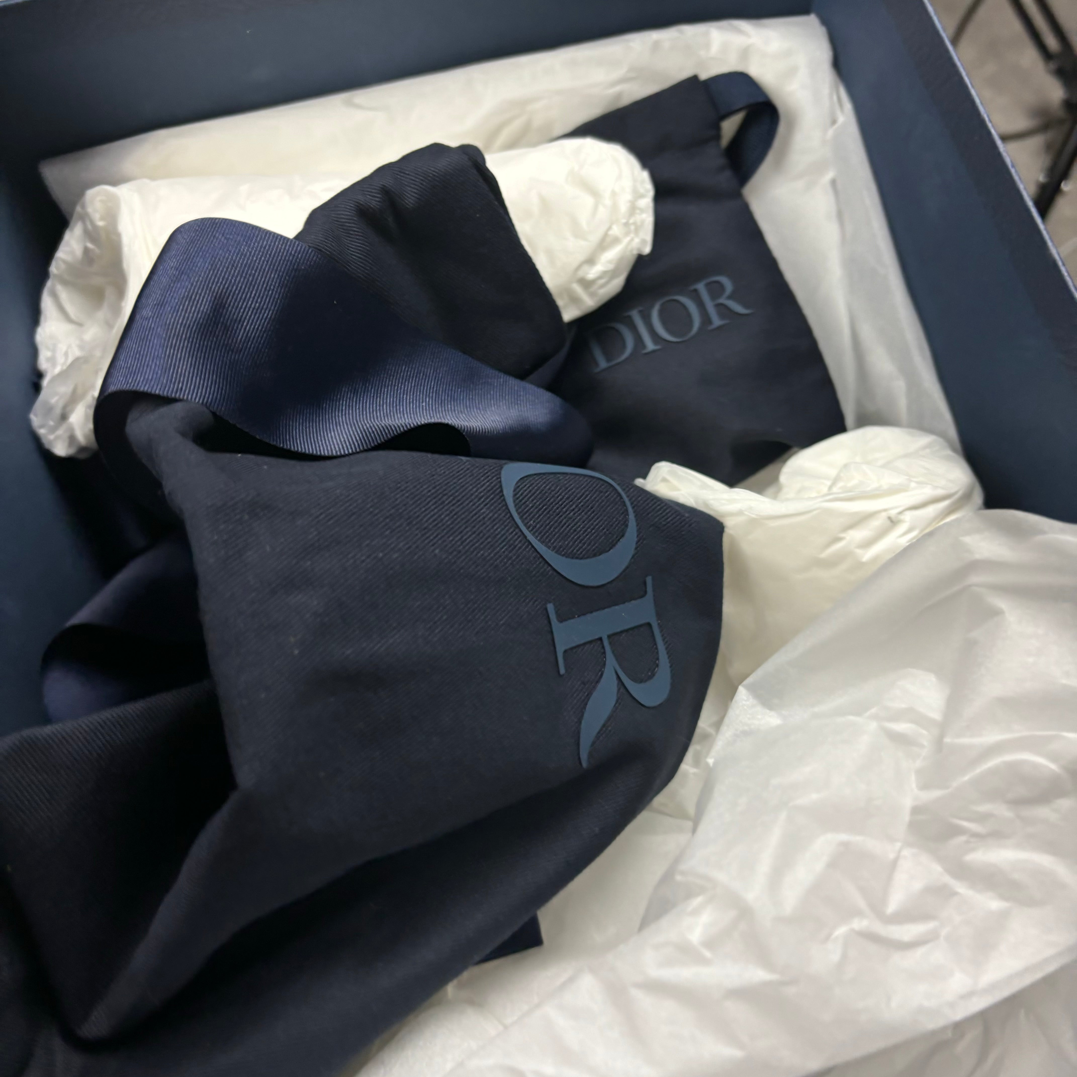 DIOR B30 GREY - (EU 40 / UK 6)