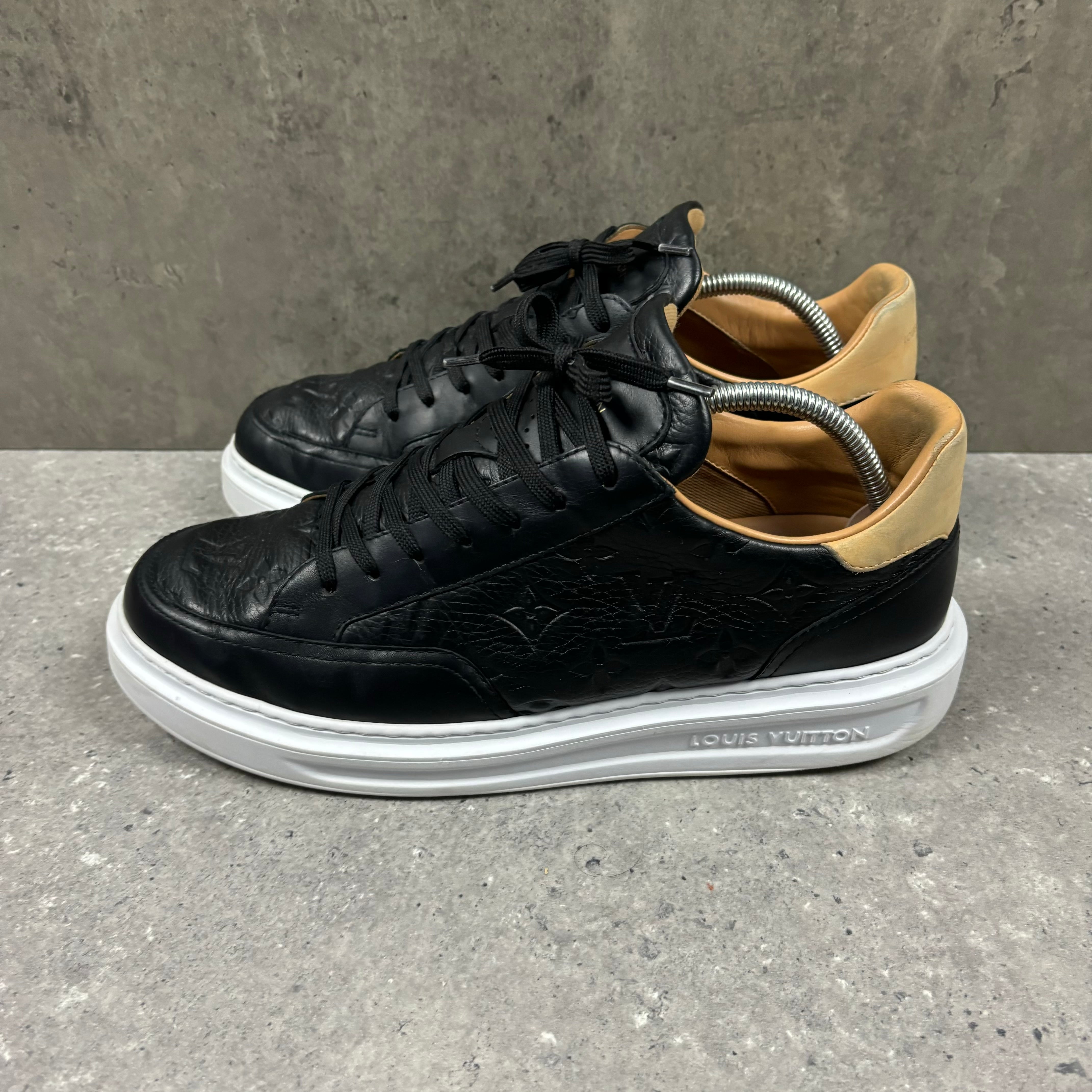 LOUIS VUITTON BEVERLY HILLS - EU 42 (FITS UK 9)