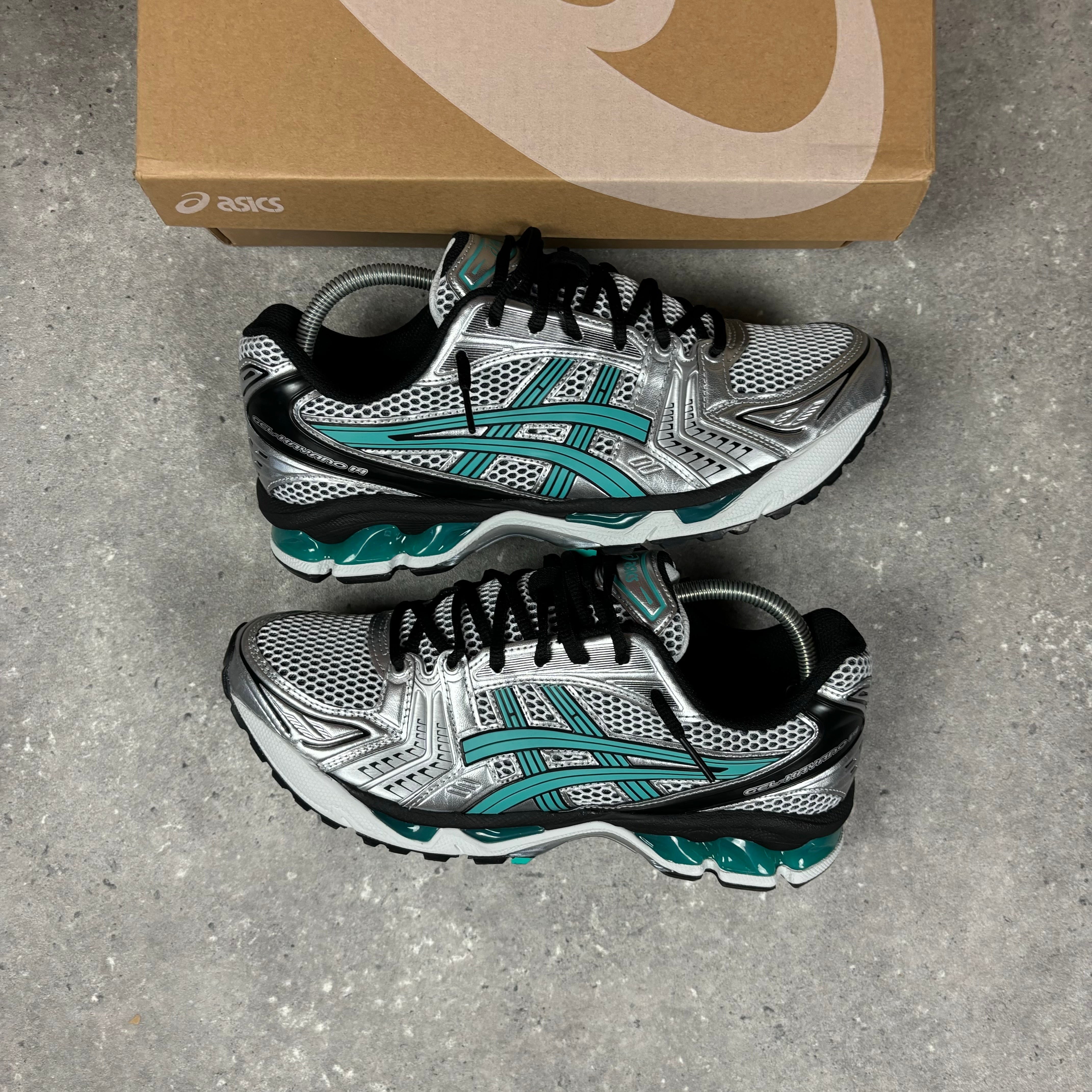 ASICS GEL KAYANO 14 - WHITE / WATERFUL