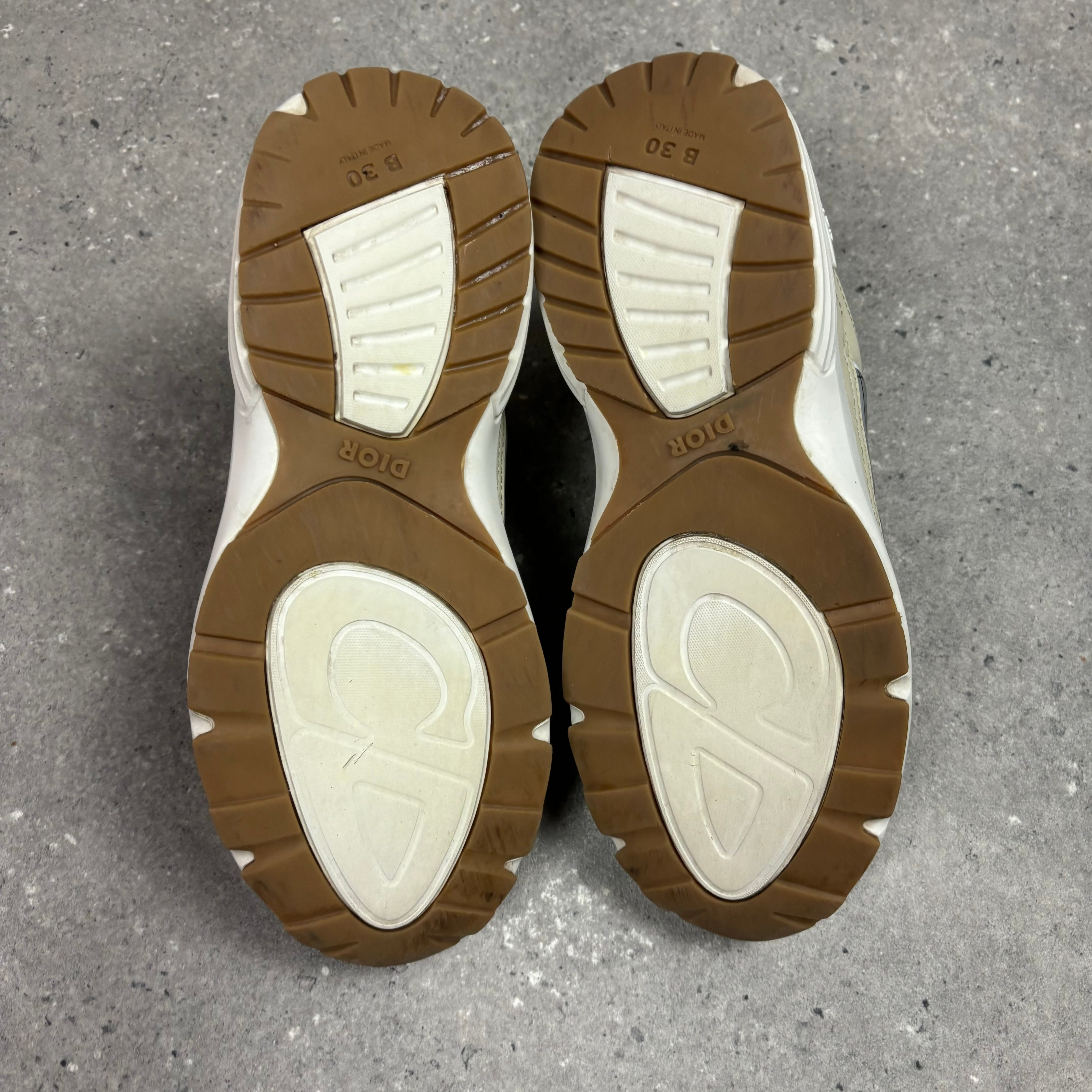 DIOR B30 BEIGE - (EU 41 / UK 7)