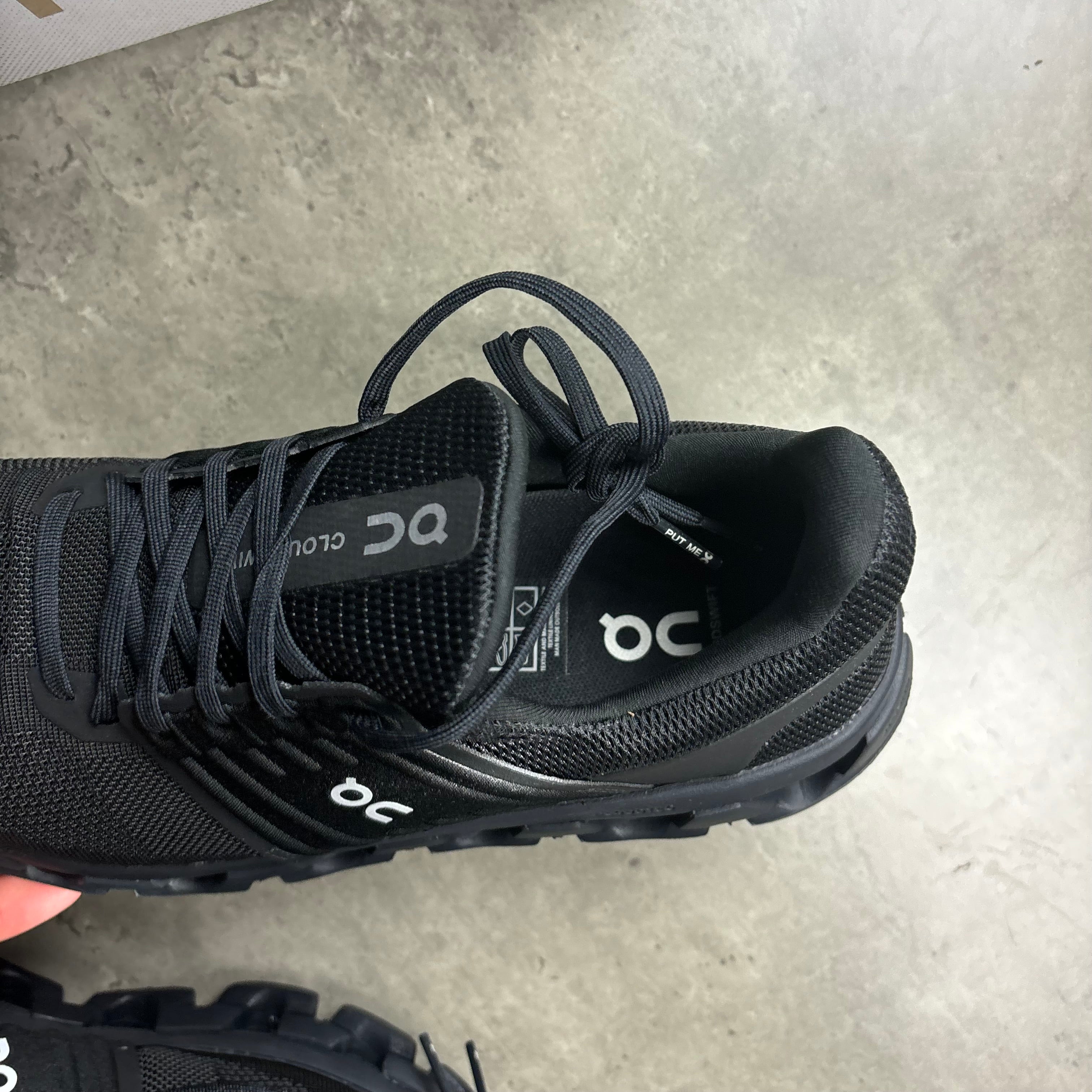 ON RUNNING CLOUDSWIFT 3 AD - TRIPLE BLACK