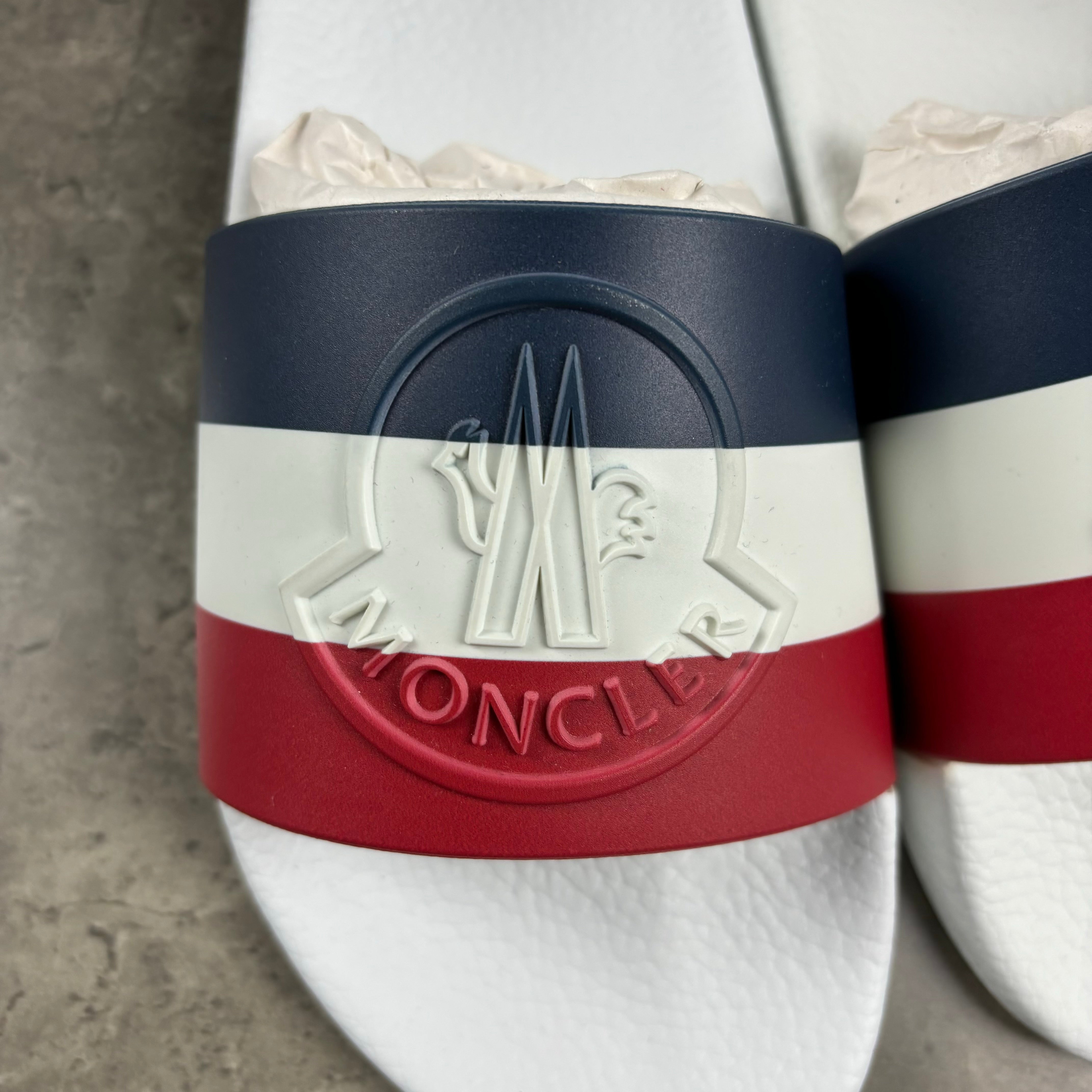 MONCLER STRIPED RUBBER SLIDES