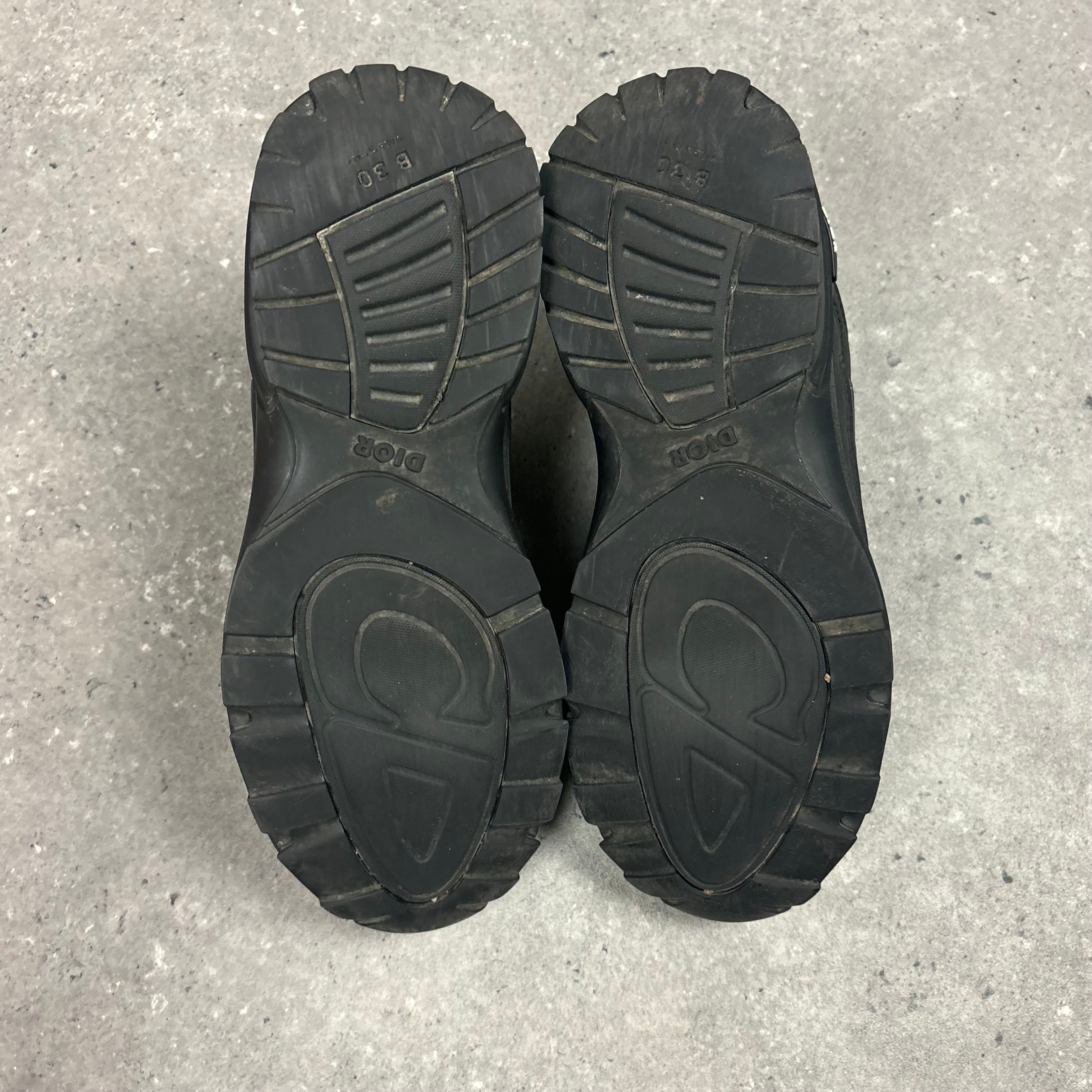 DIOR B30 BLACK - (EU 40 / UK 6)