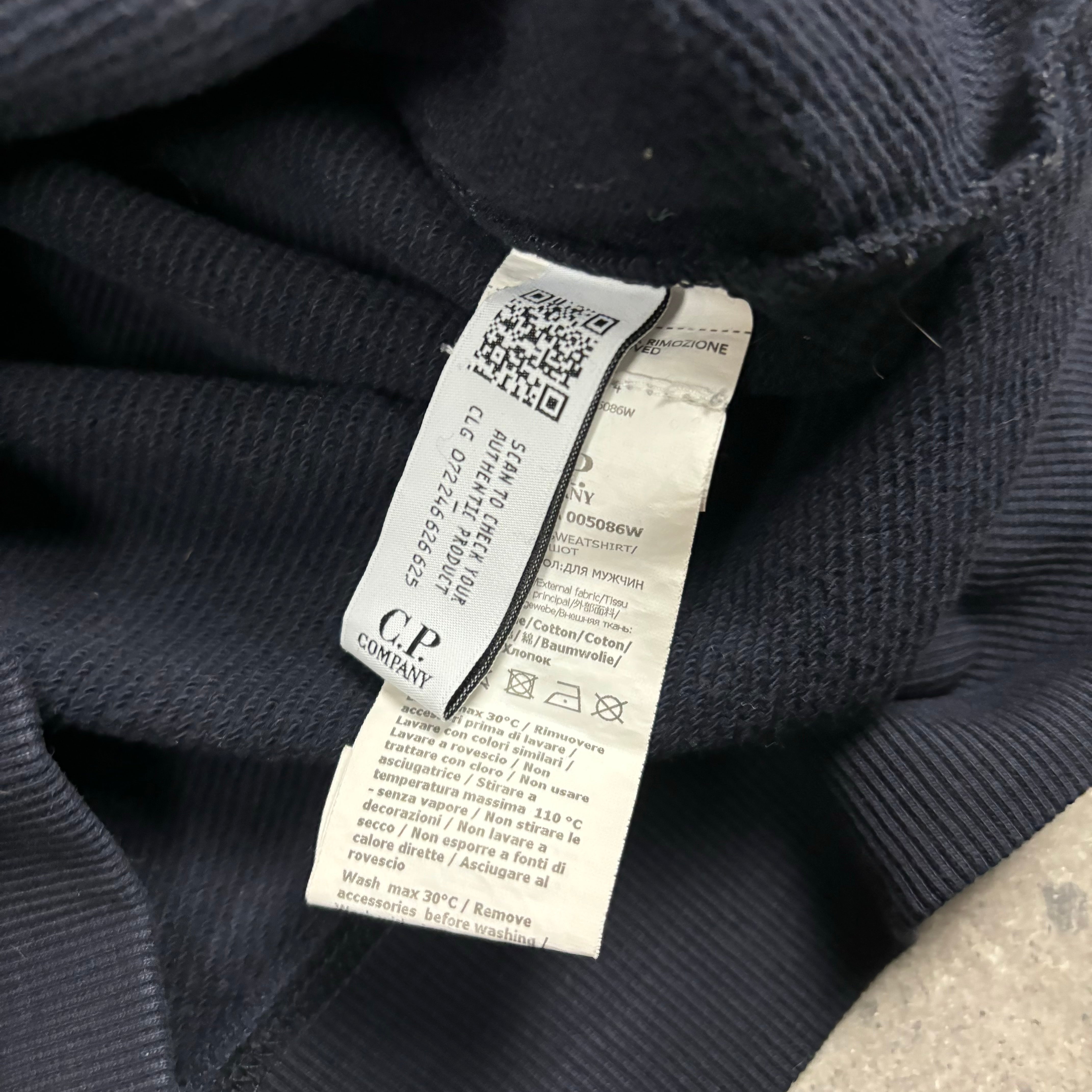 CP COMPANY NAVY JUMPER - (S)