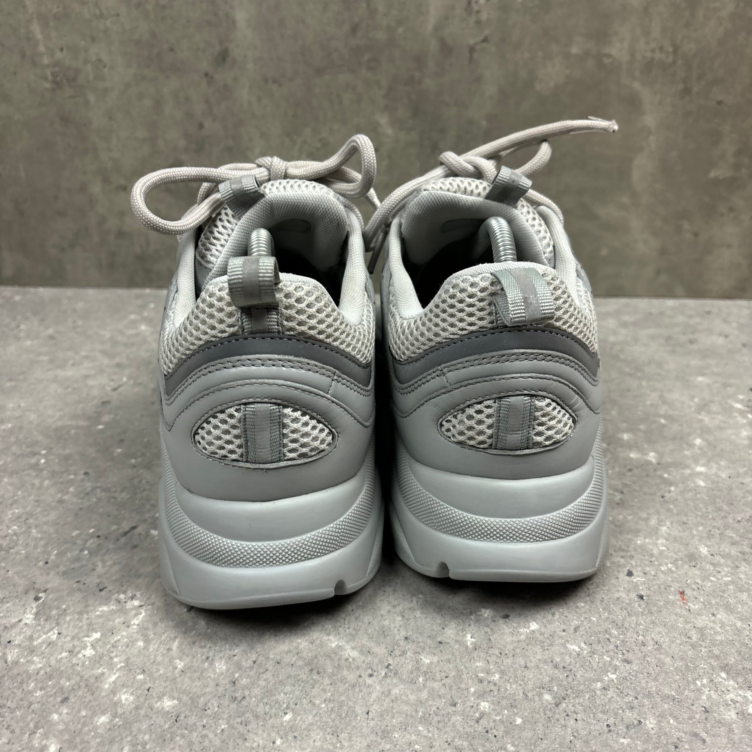 DIOR B22 GREY - (EU42 / UK8)