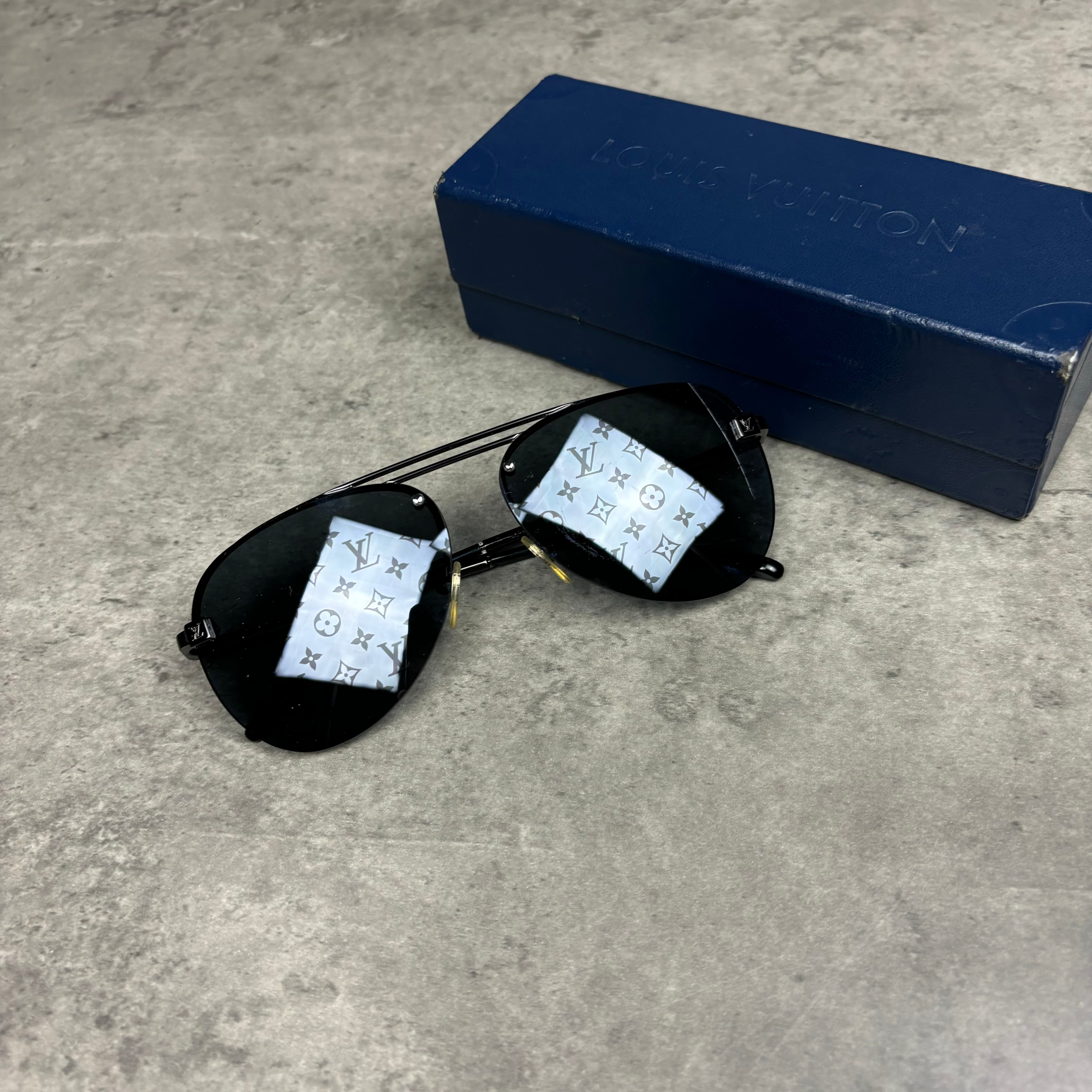 LOUIS VUITTON CLOCKWISE SUNGLASSES