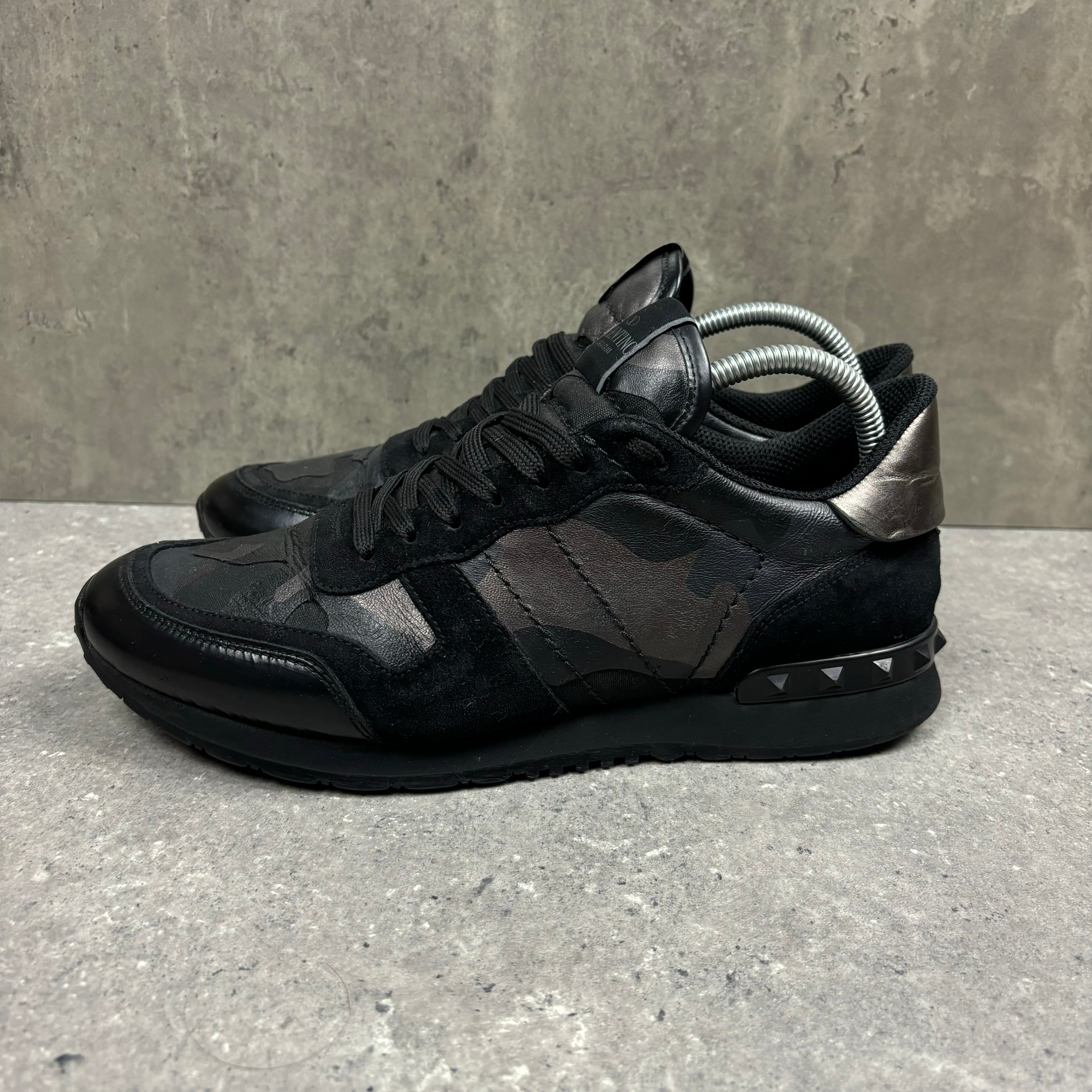 VALENTINO ROCKRUNNER - (EU 41 / UK 7)