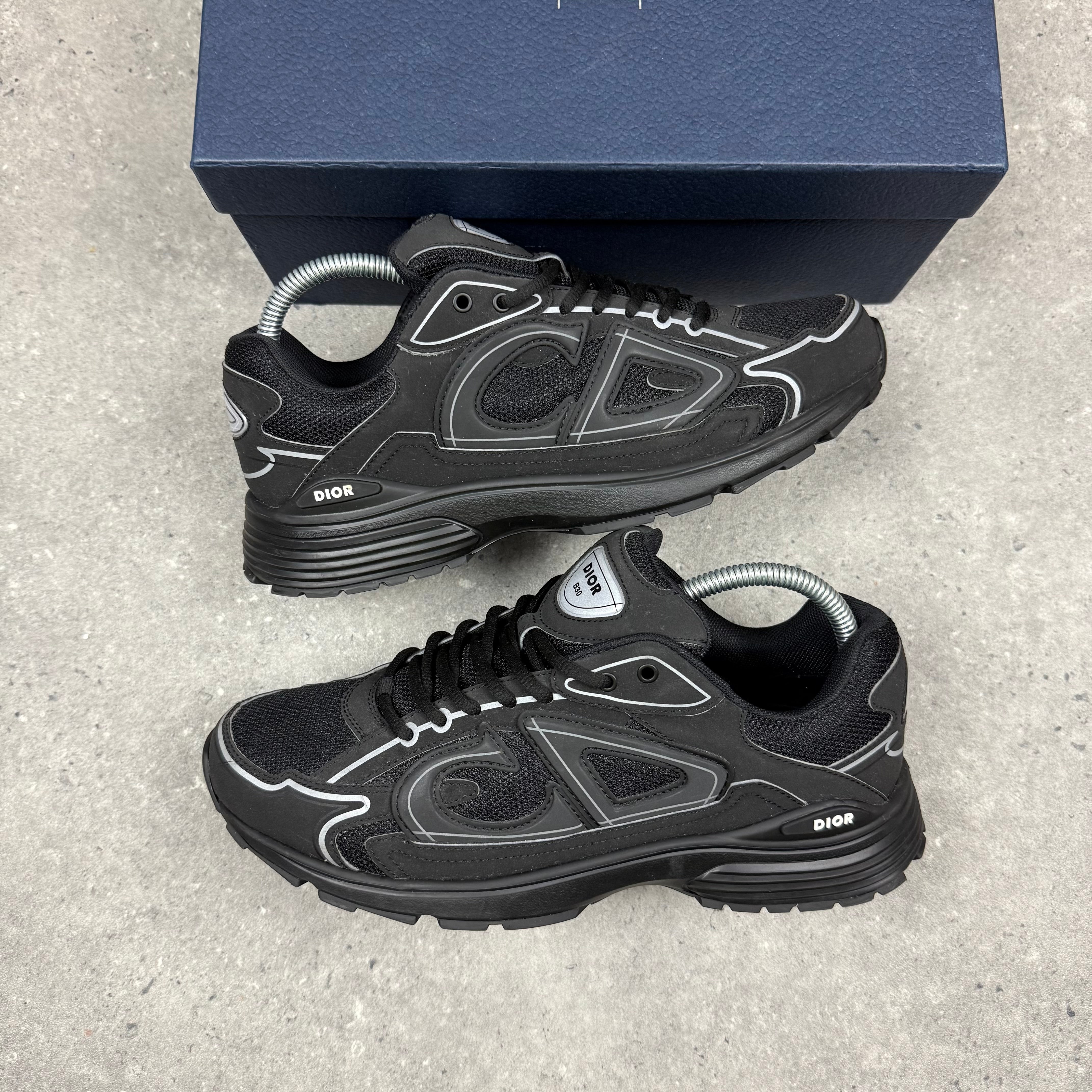 DIOR B30 BLACK - (EU 41 / UK 7)