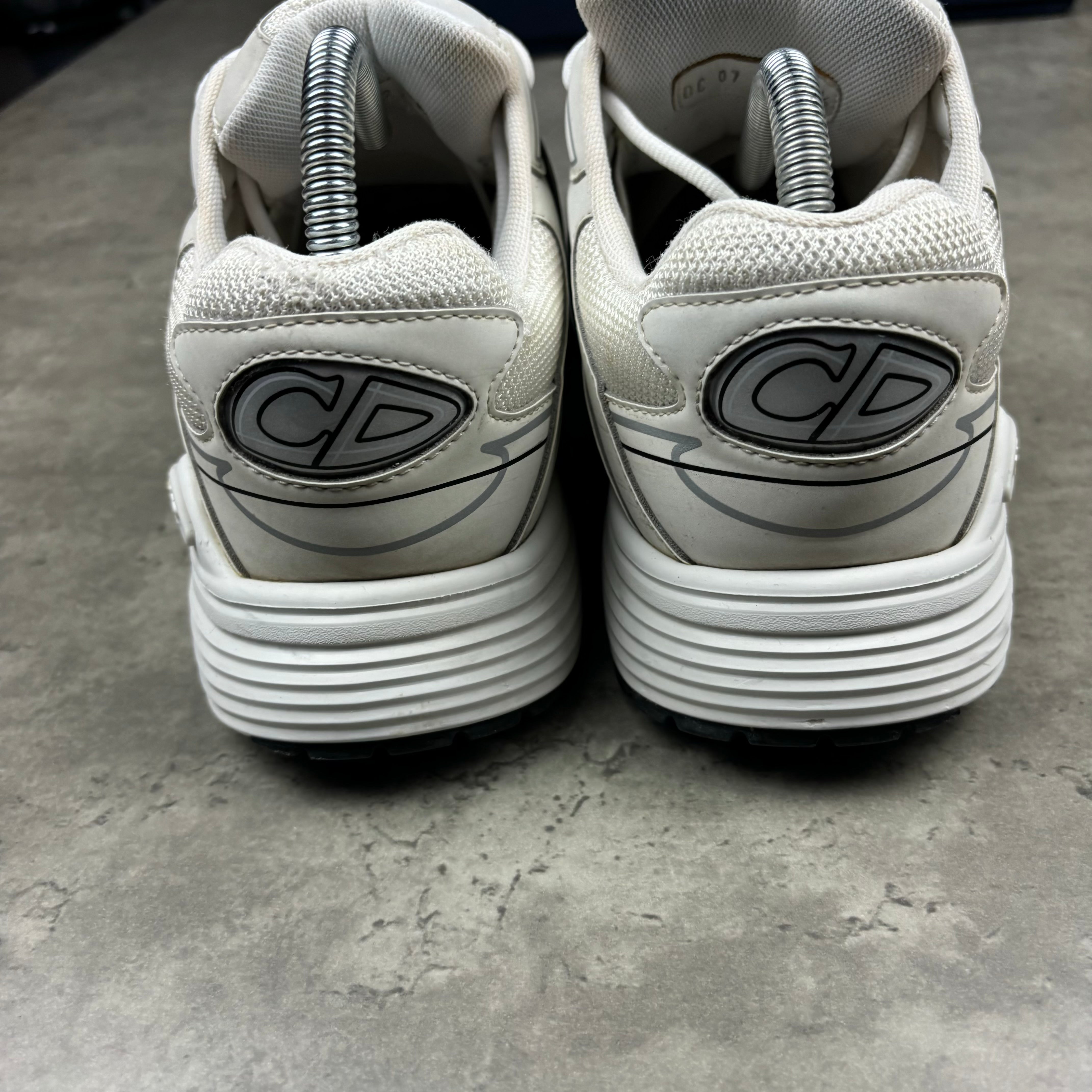 DIOR B30 WHITE - (EU 41.5 / UK 7.5)