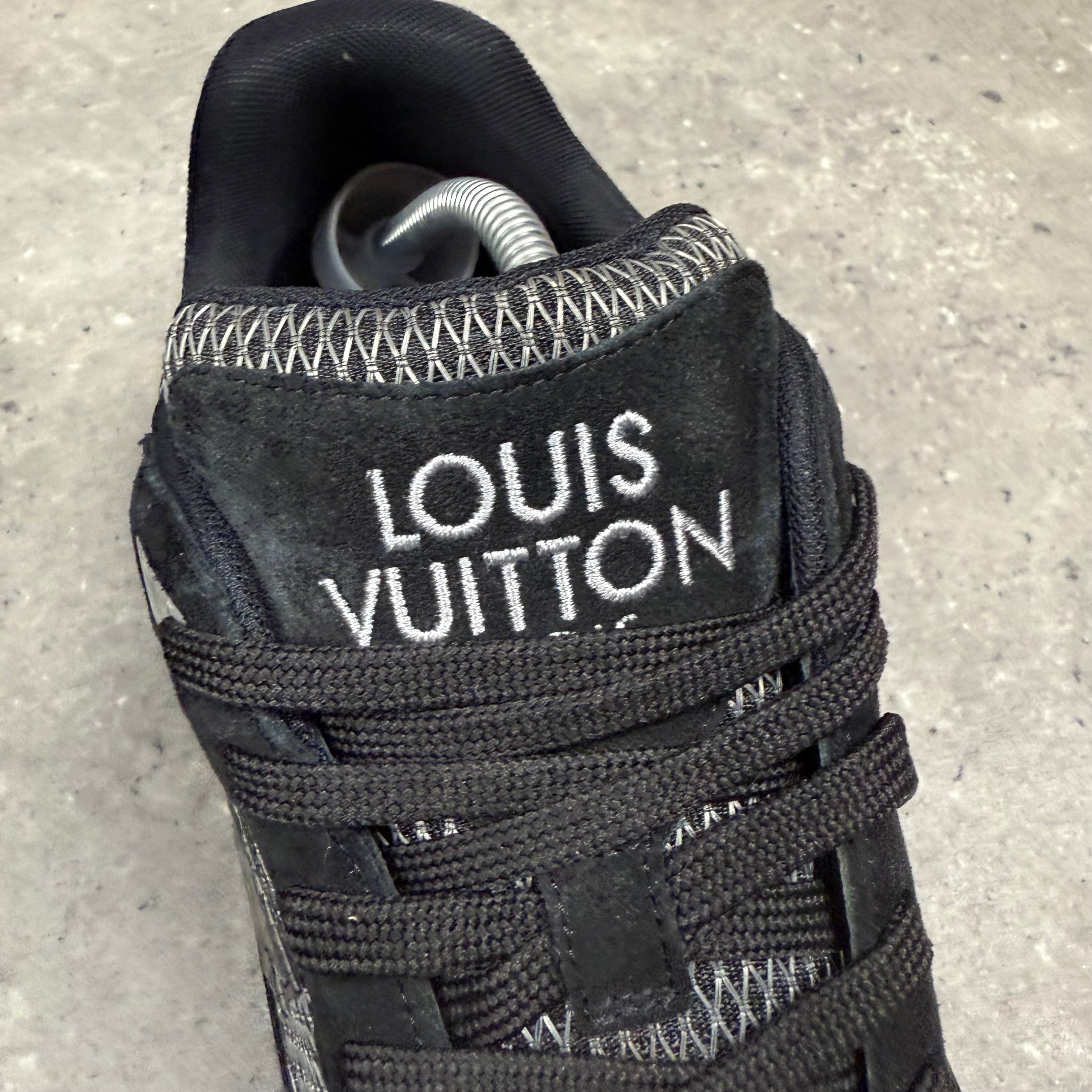 LOUIS VUITTON RUNAWAYS BLACK - EU 43.5 (FITS UK 10.5)