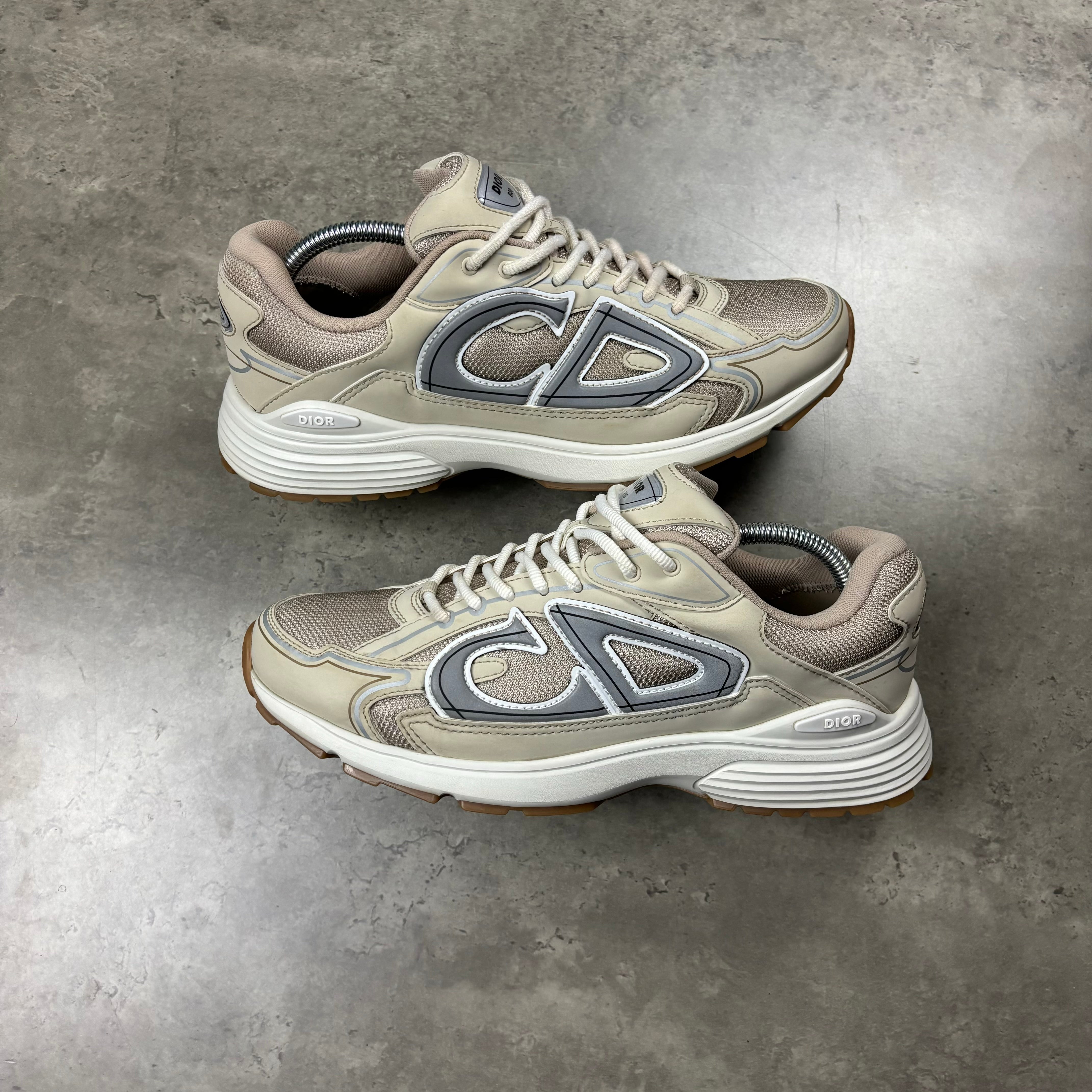 DIOR B30 BEIGE - (EU43 / UK 9)