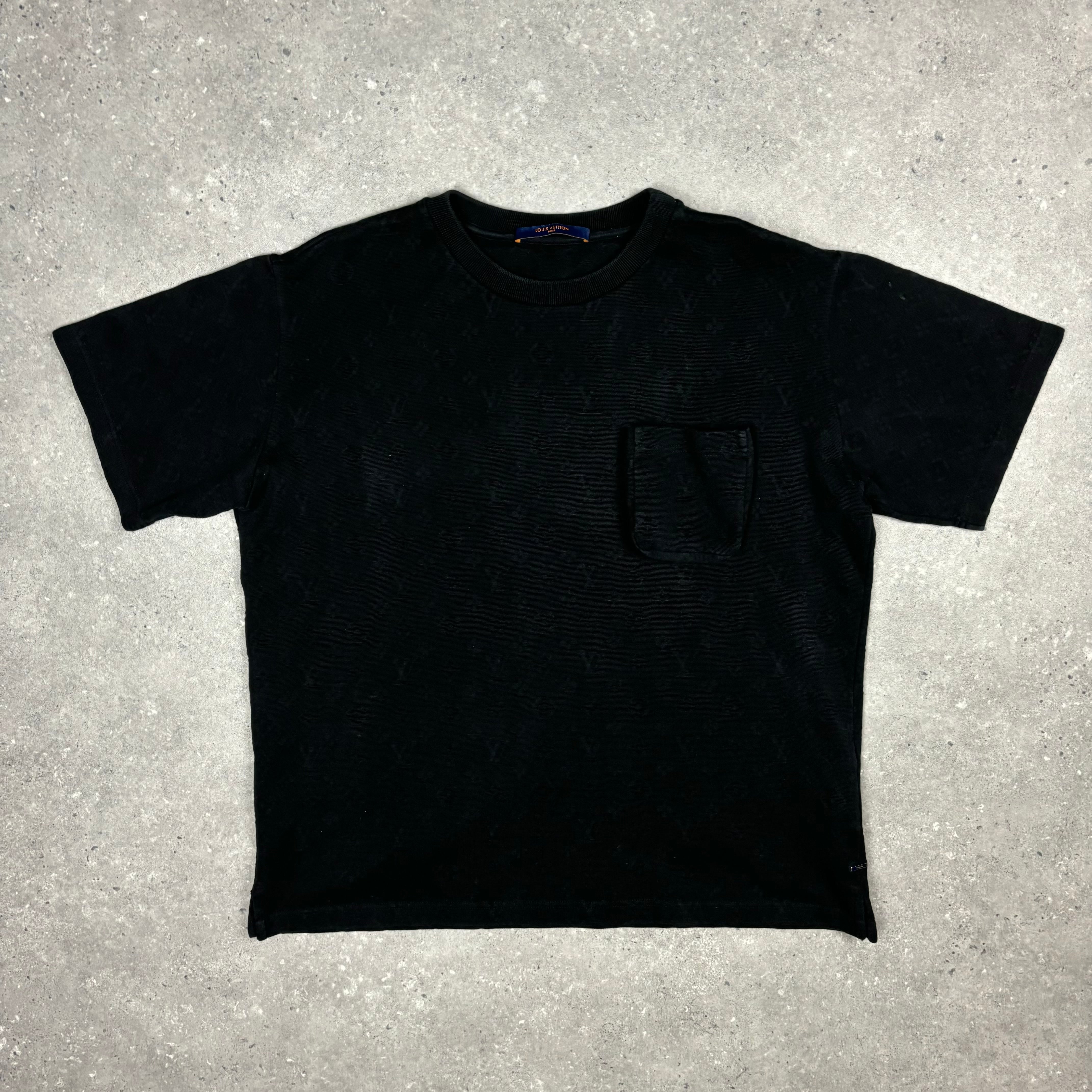 LOUIS VUITTON MONOGRAM T-SHIRT (XL)