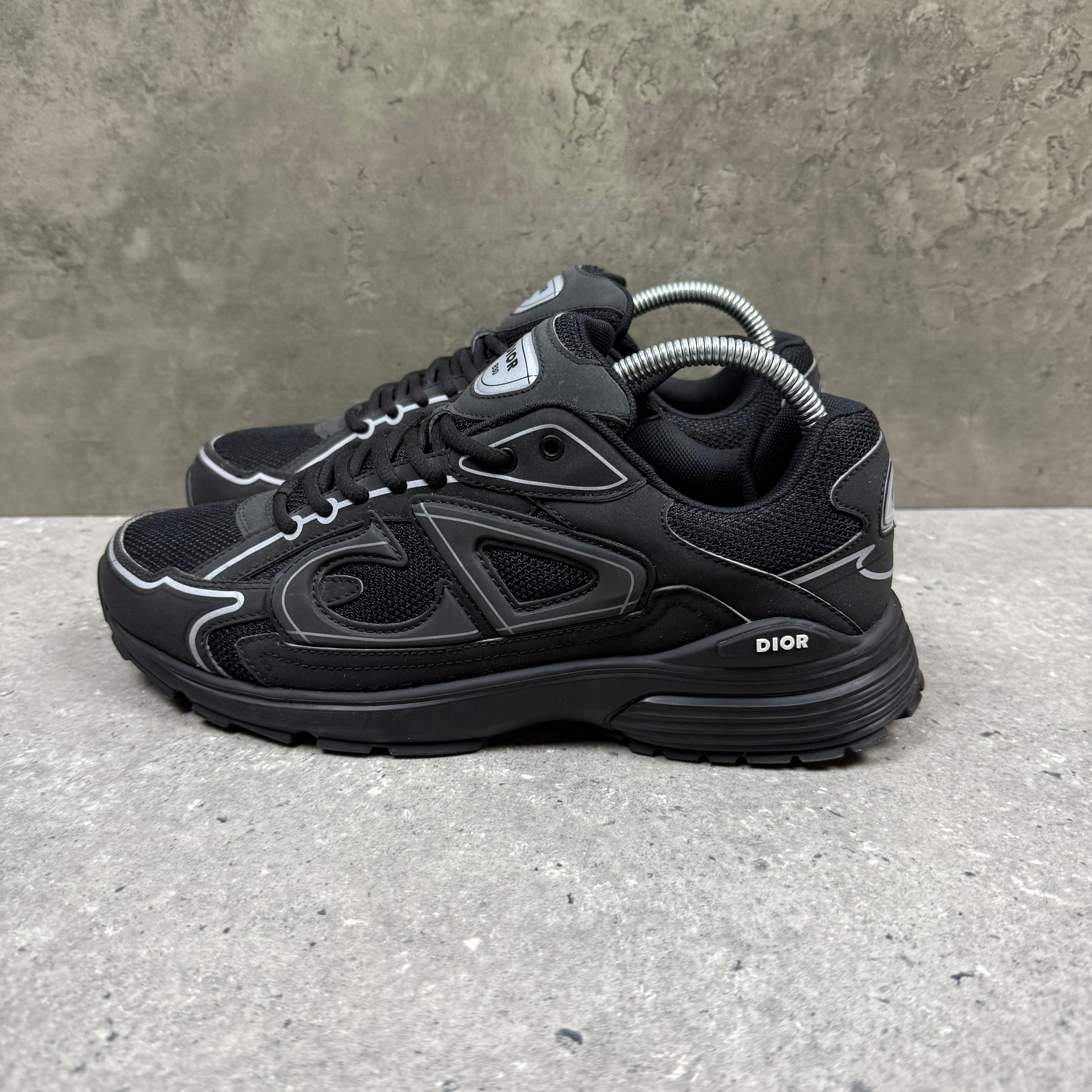 DIOR B30 BLACK - (EU 41 / UK 7)