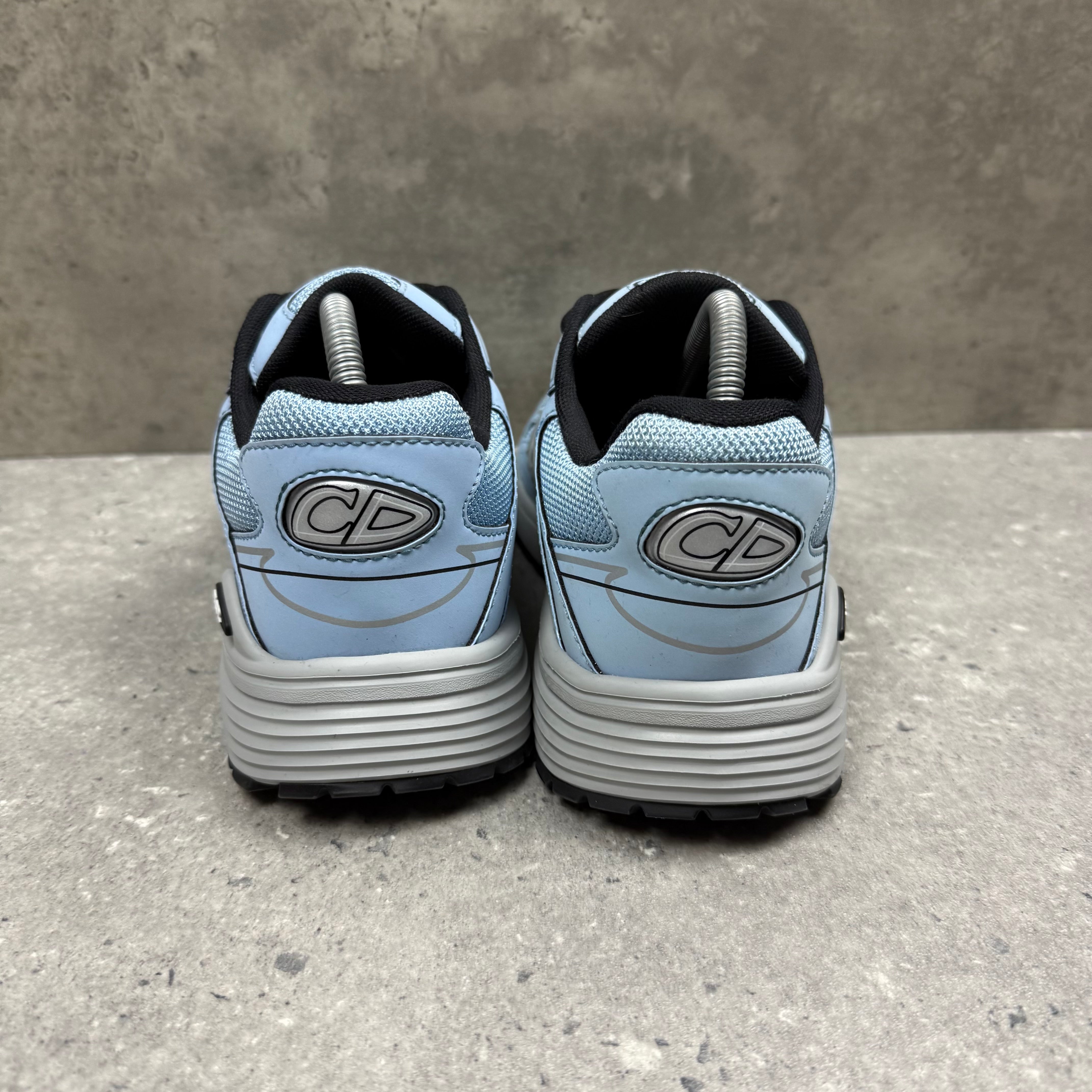 DIOR B30 LIGHT BLUE - (EU 40 / UK 6)