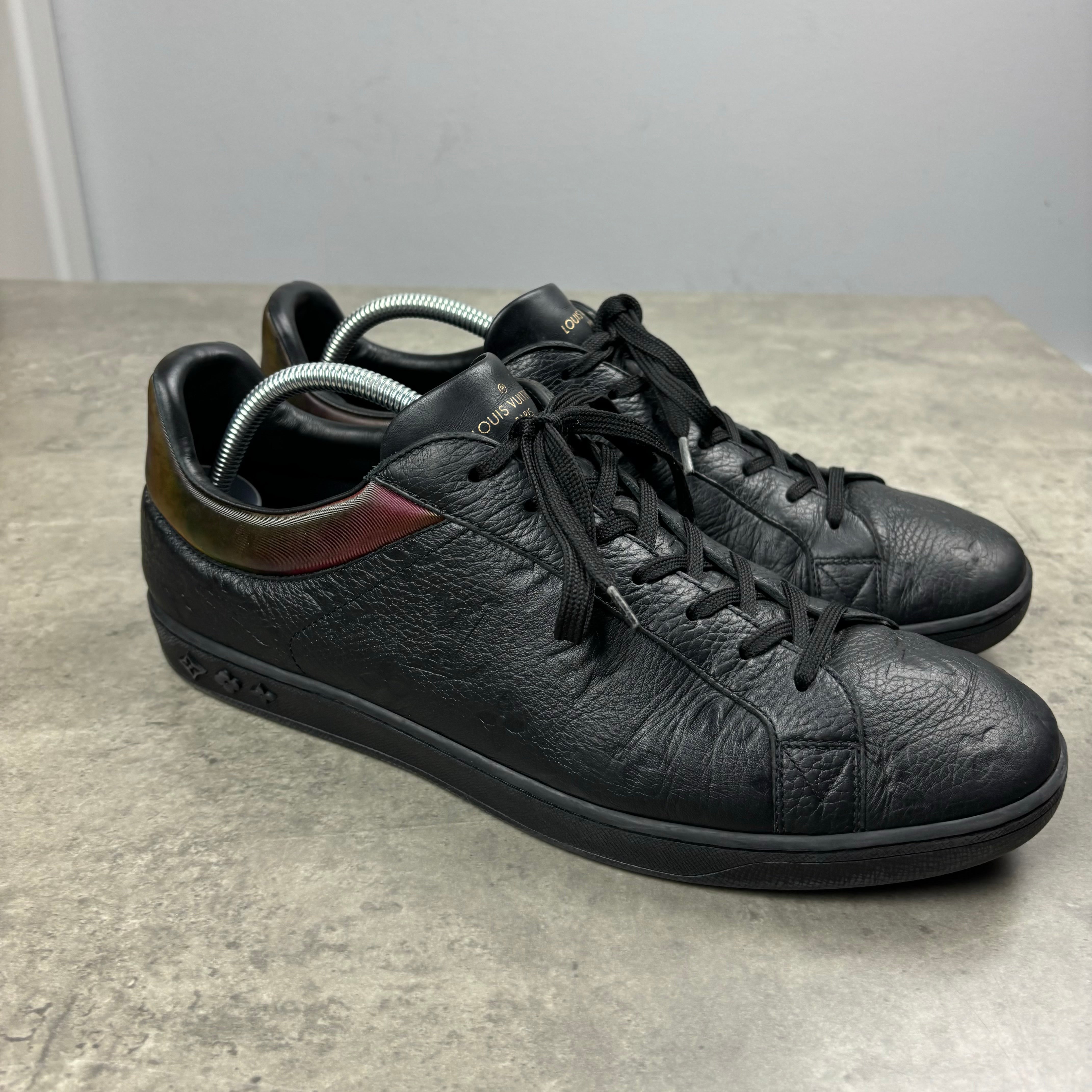 LOUIS VUITTON TRAINERS (FITS 11)