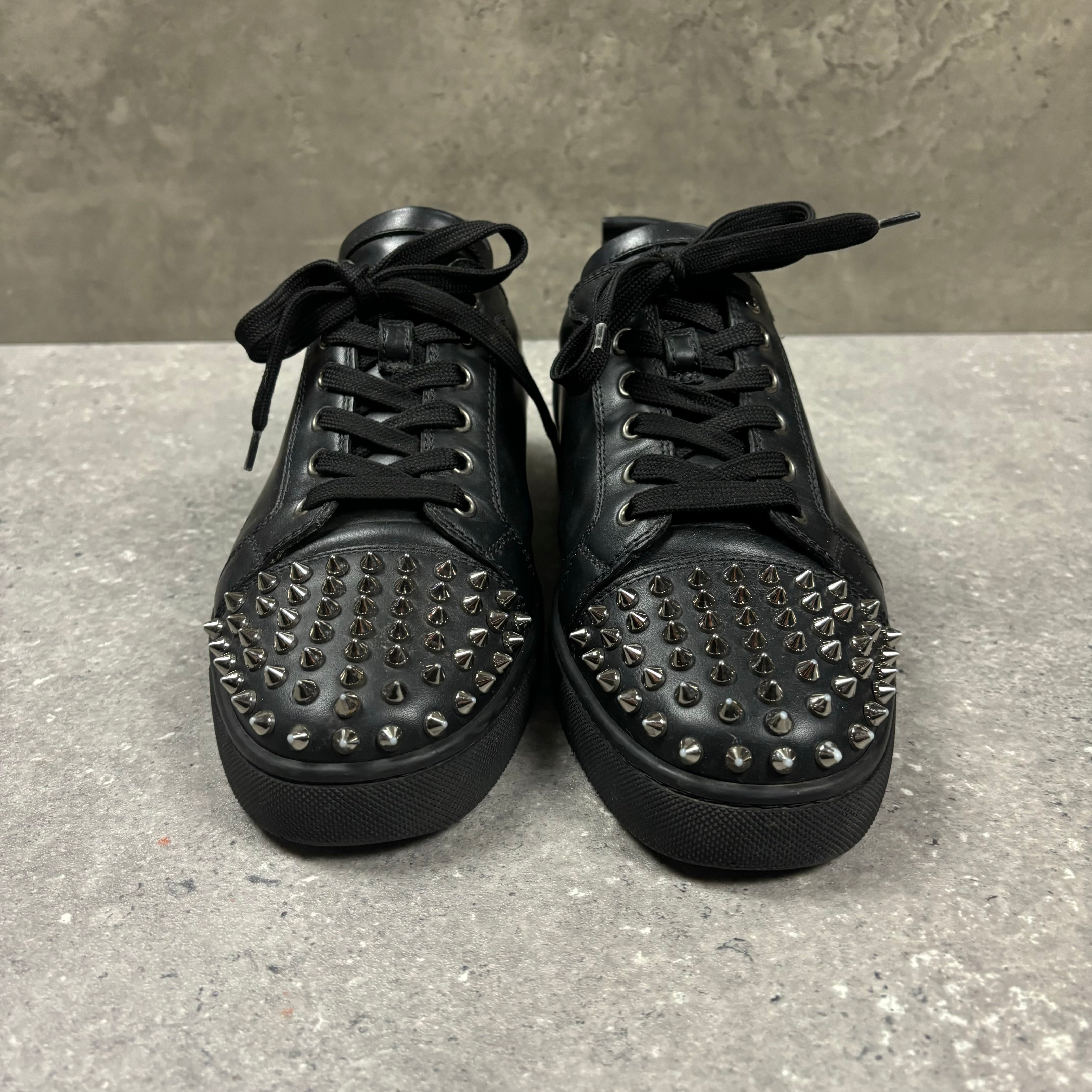 LOUBOUTIN LOW SPIKE - (EU42 / UK 8)