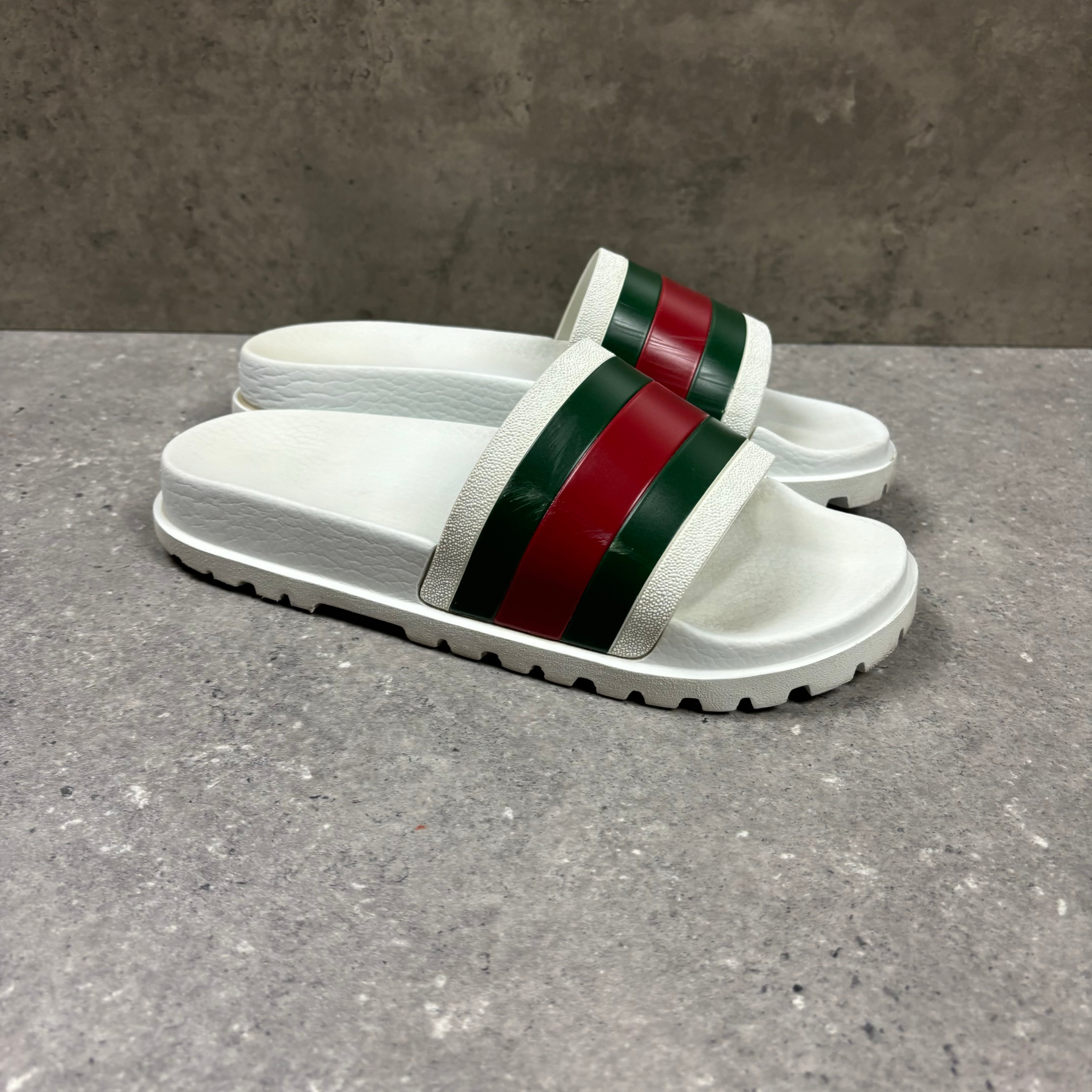 GUCCI SLIDERS - (EU41 / UK7)