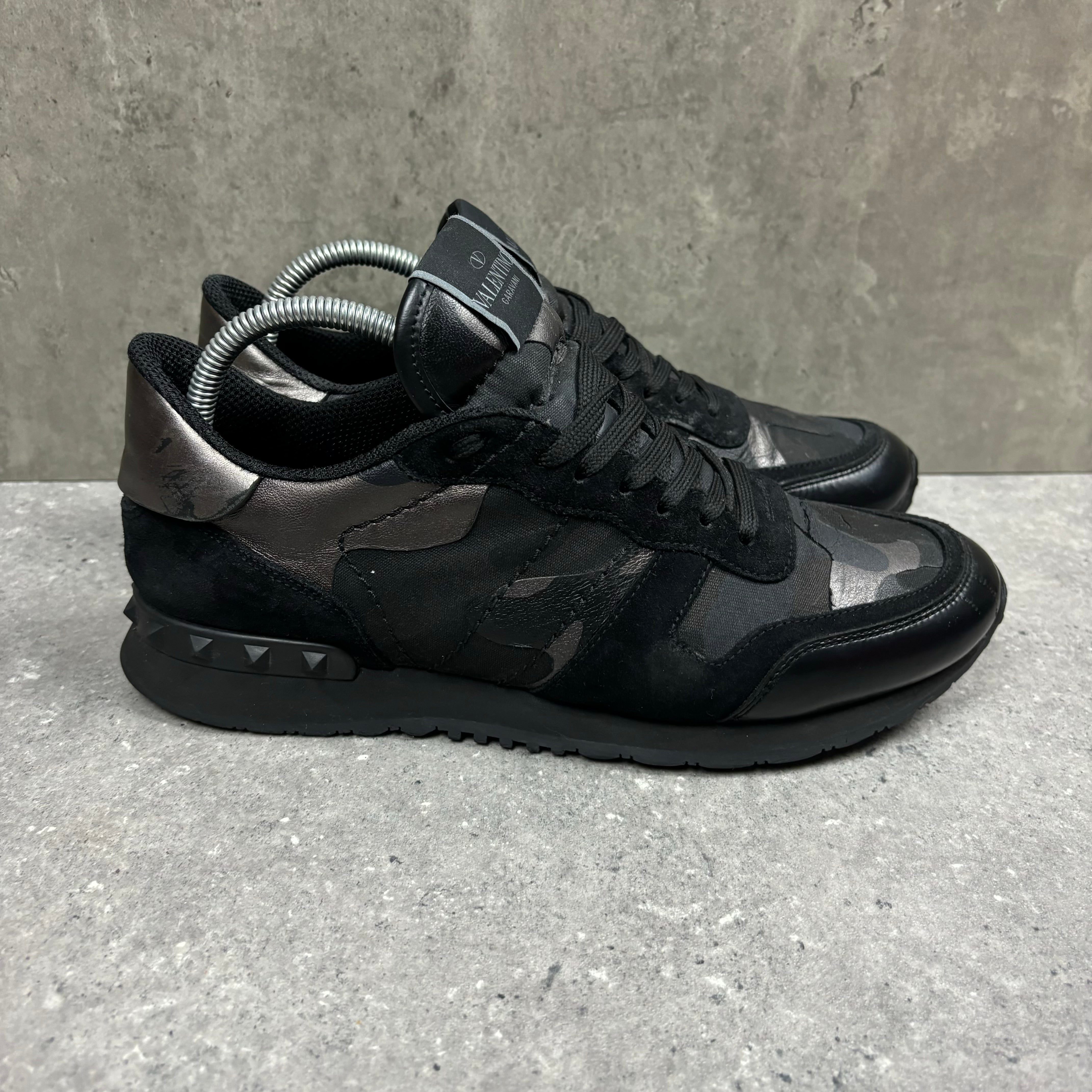 VALENTINO ROCKRUNNER - (EU 41 / UK 7)