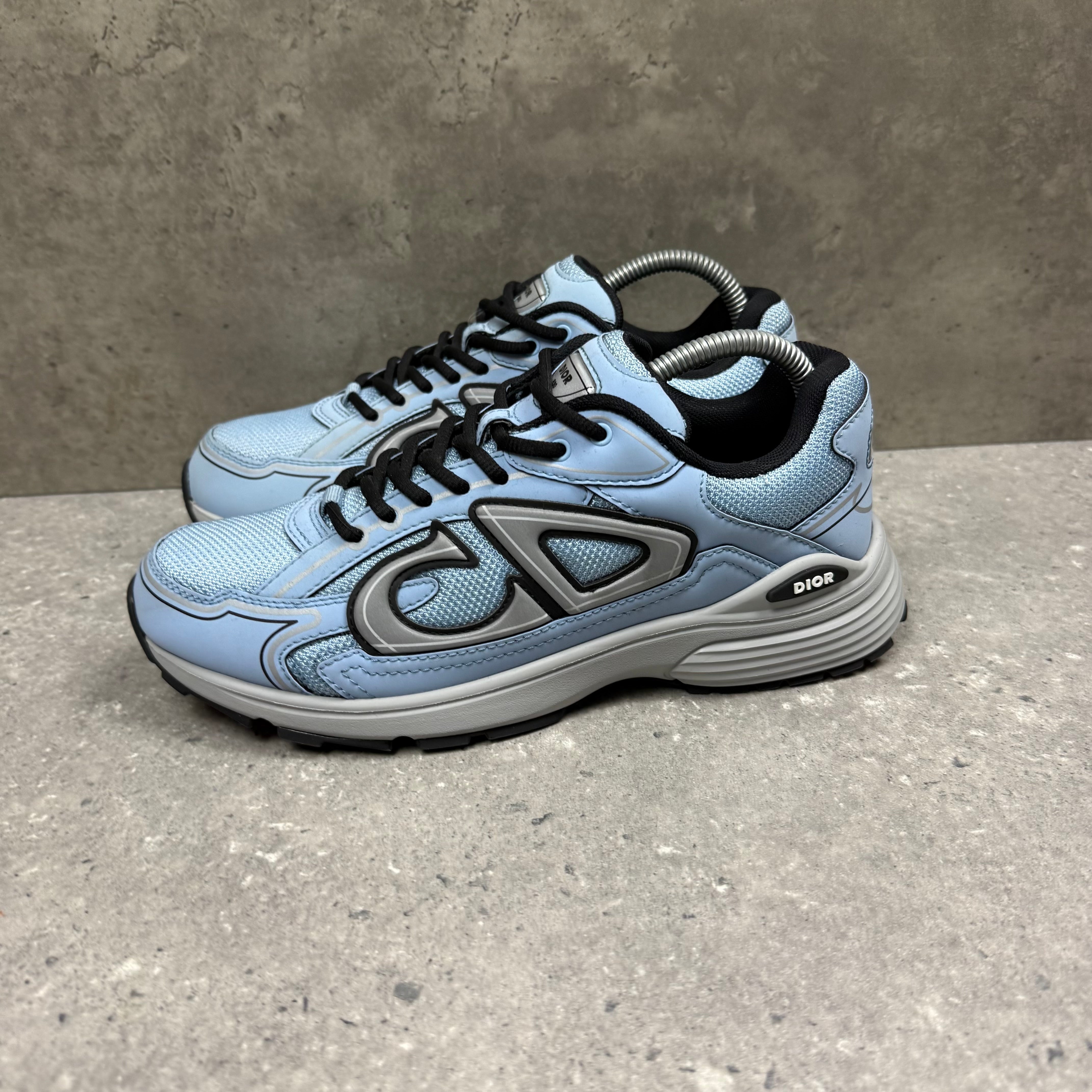 DIOR B30 LIGHT BLUE - (EU 40 / UK 6)