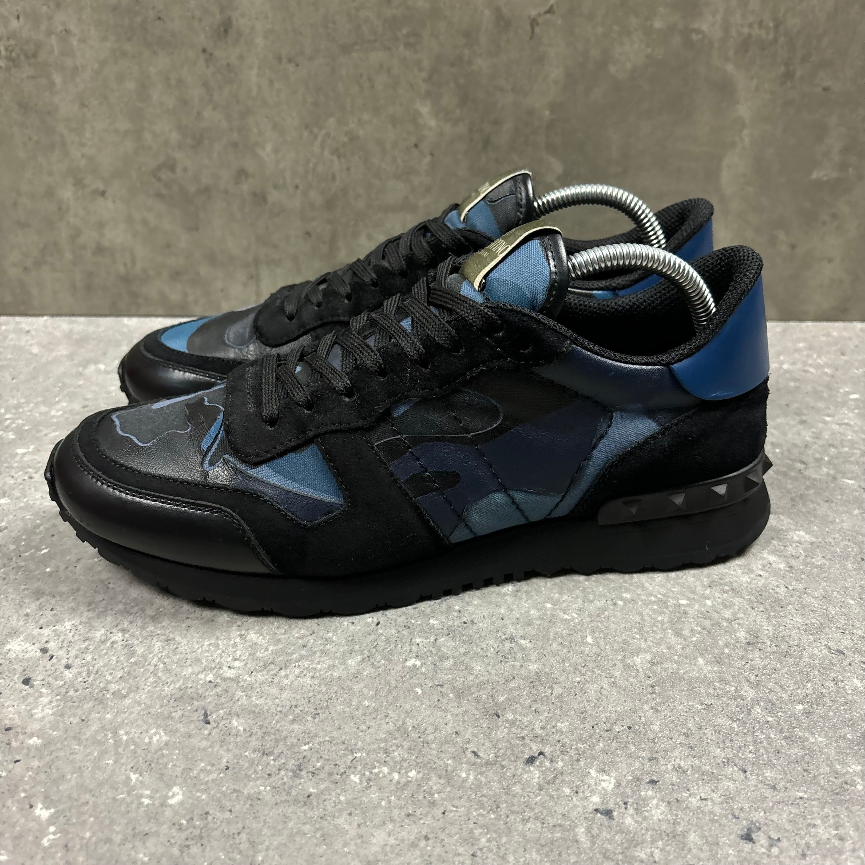 VALENTINO ROCKRUNNER - (EU 41 / UK 7)