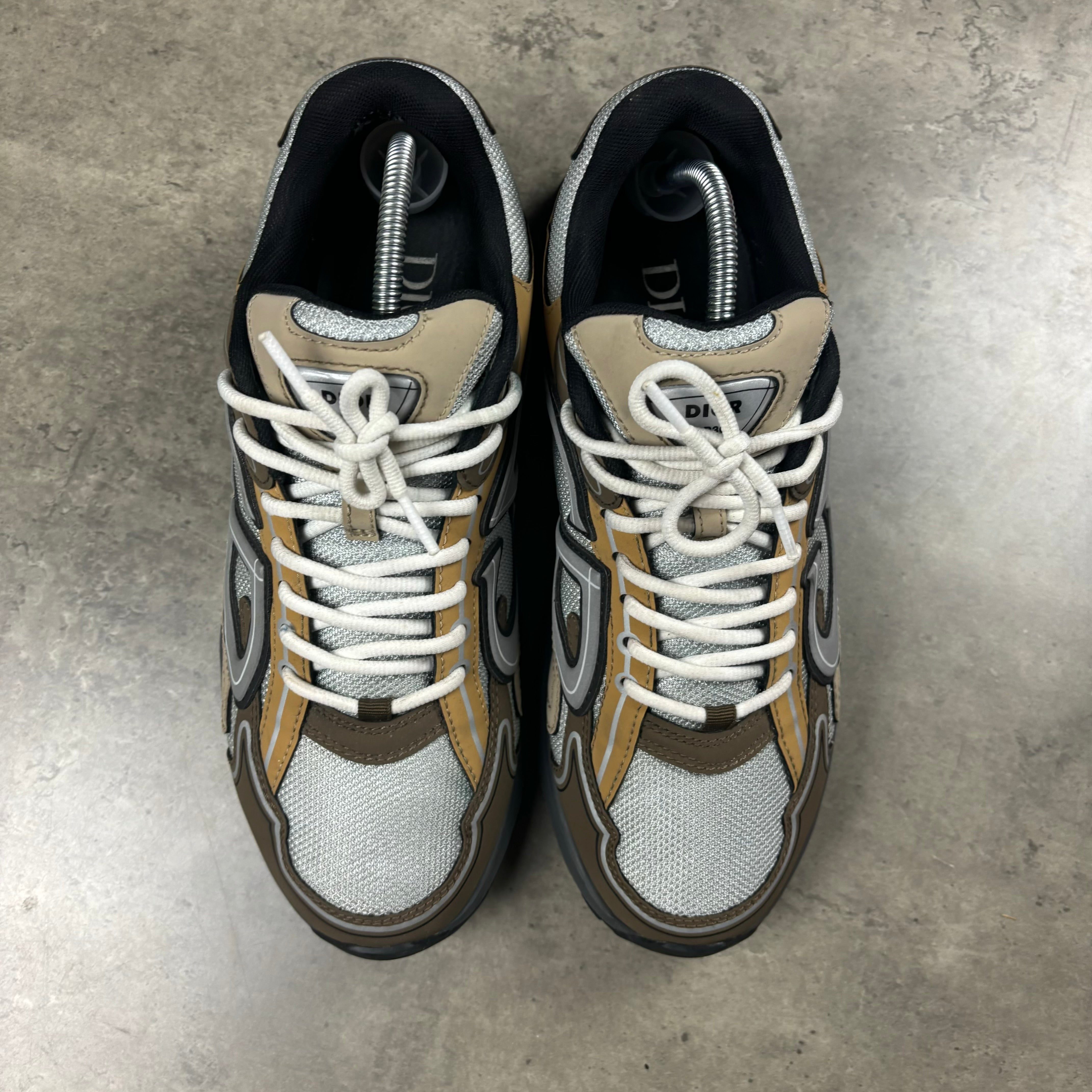 DIOR B30 BROWN - (EU44 / UK 10)