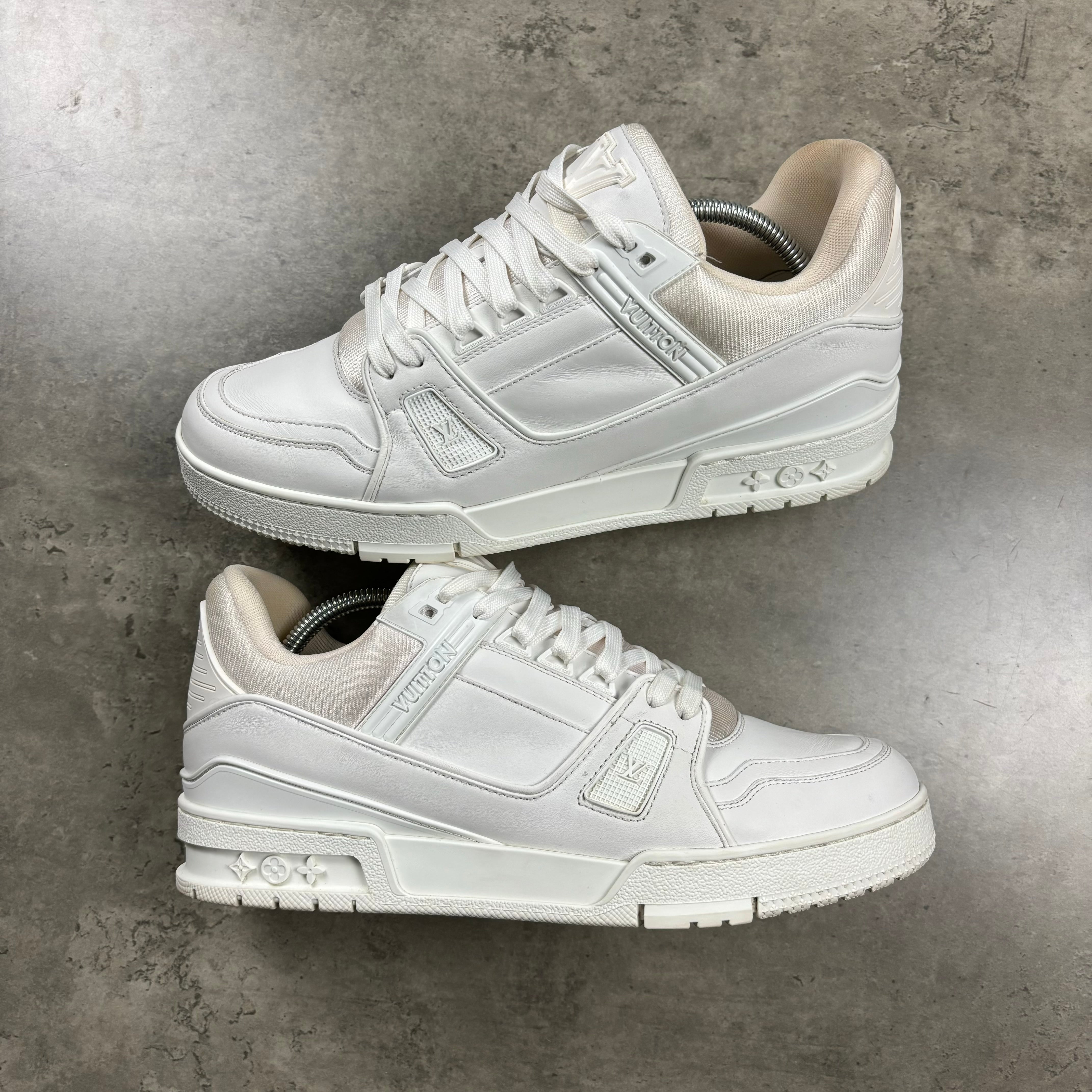 LOUIS VUITTON SNEAKERS (FITS 9.5)