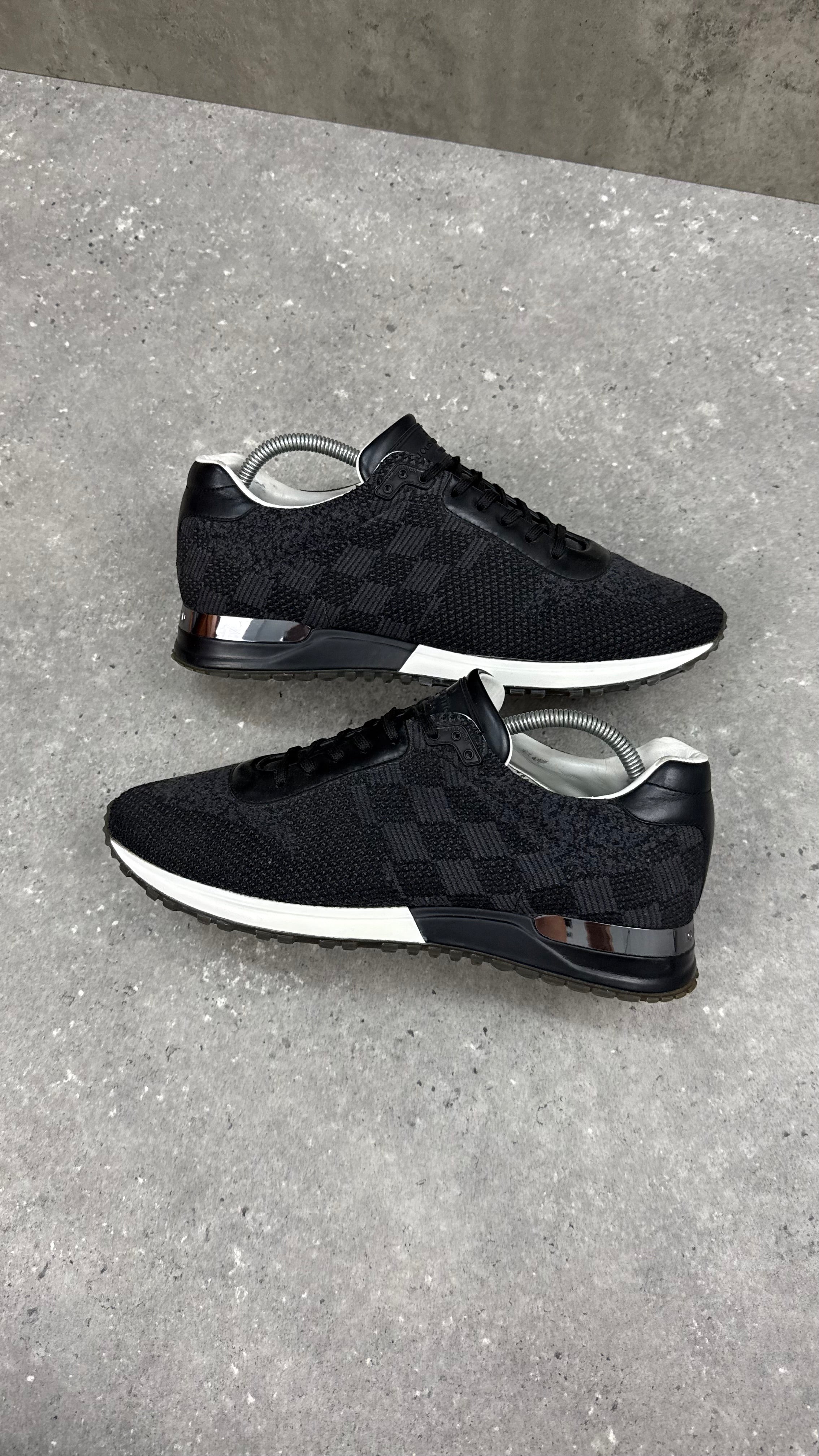 LOUIS VUITTON DAMIER RUNAWAYS - EU42 (FITS UK 9)