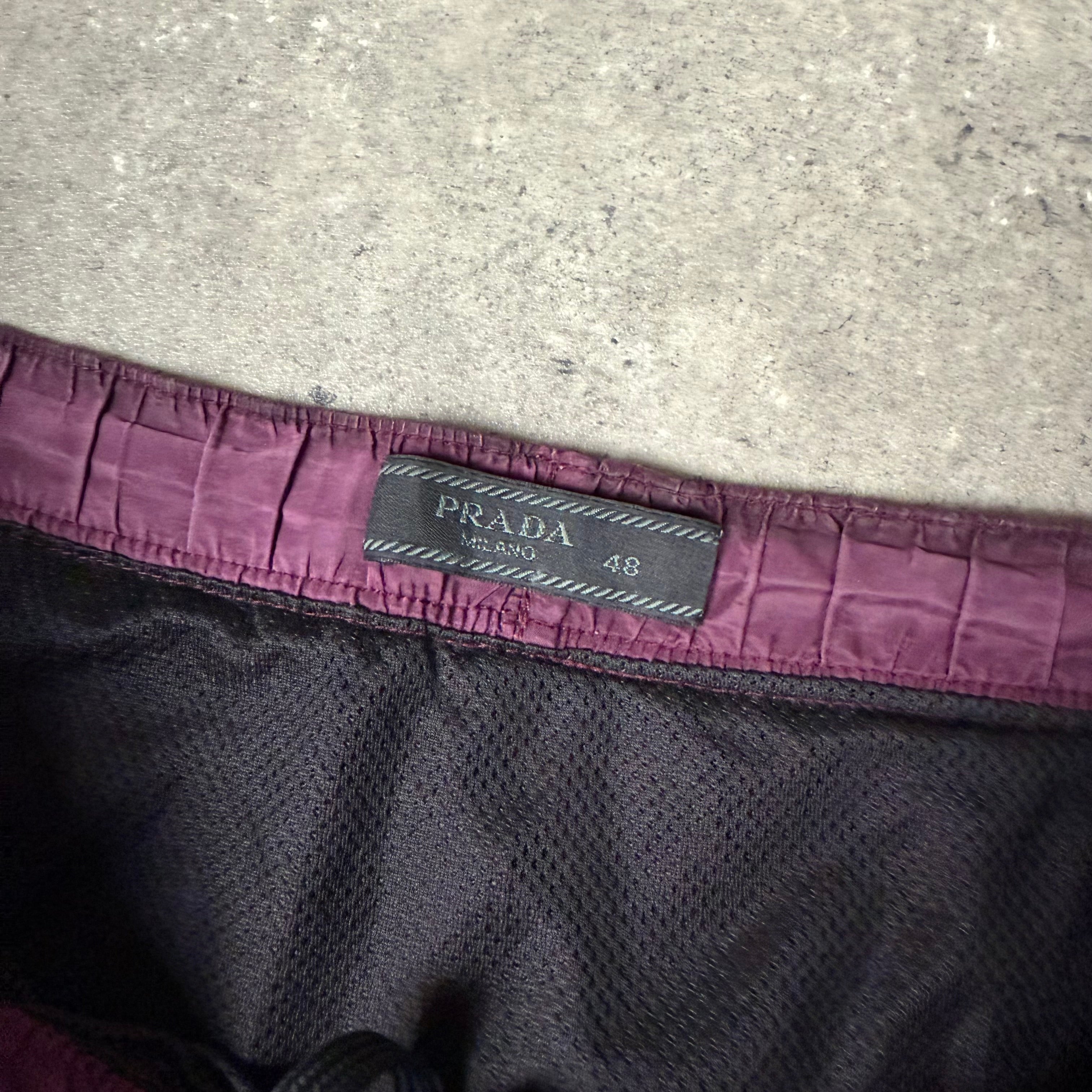 PRADA SWIM SHORTS - 48 (M)