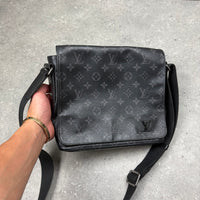 LOUIS VUITTON MESSENGER BAG