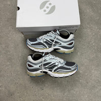 SAUCONY OMNI PRO GRID 9 - GREY / SILVER
