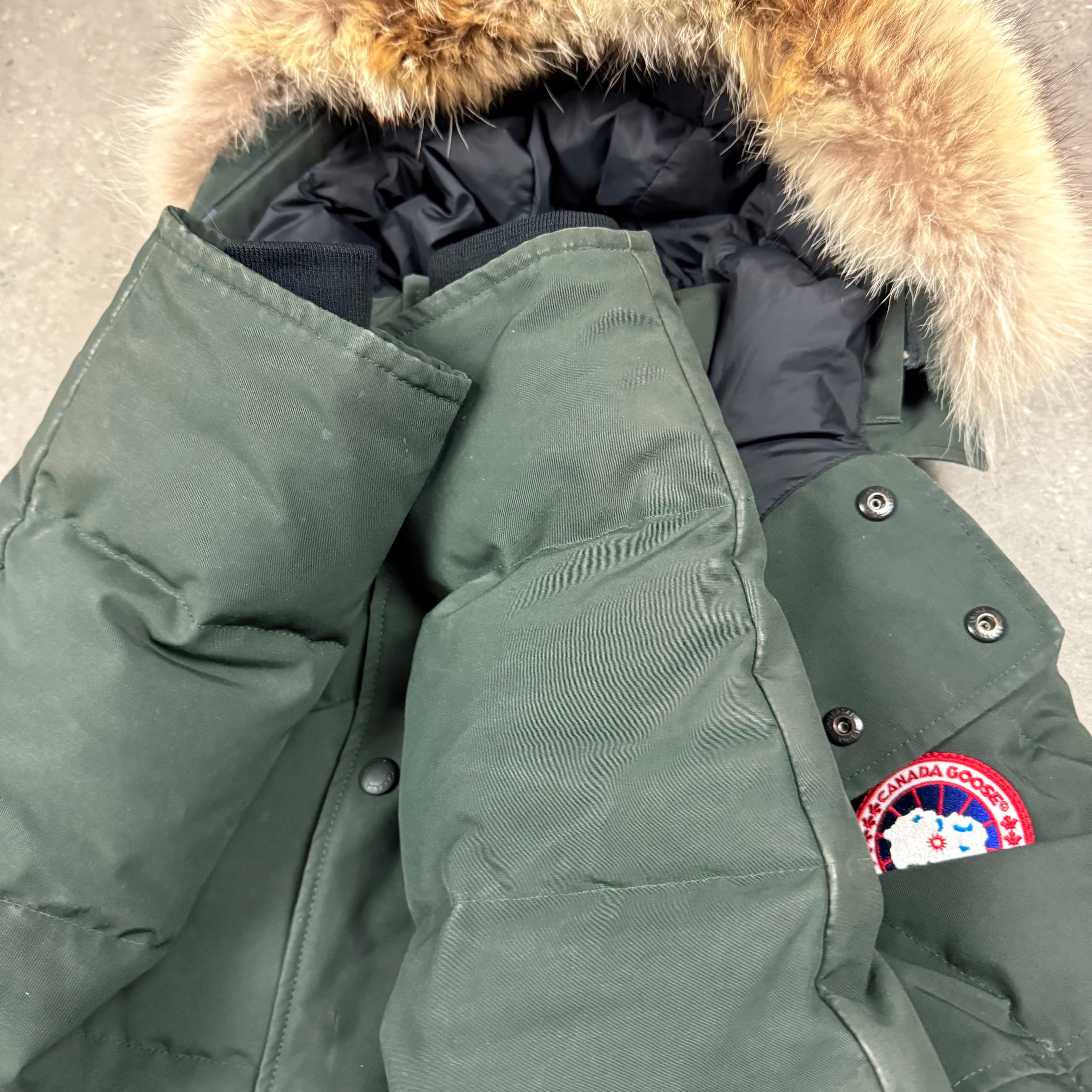 CANADA GOOSE WYDNAHM PARKA KHAKI - (M)