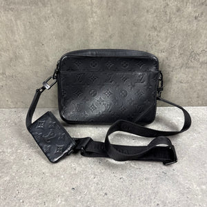 LOUIS VUITTON DUO MESSENGER BAG