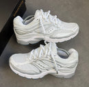 SAUCONY OMNI PRO GRID 9 - WHITE/SILVER