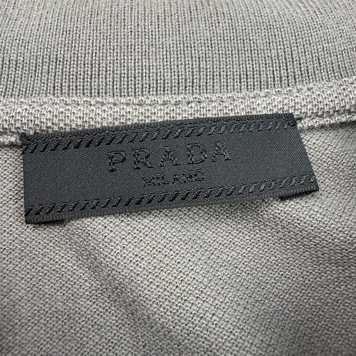 PRADA POLO T-SHIRT GREY - (M)