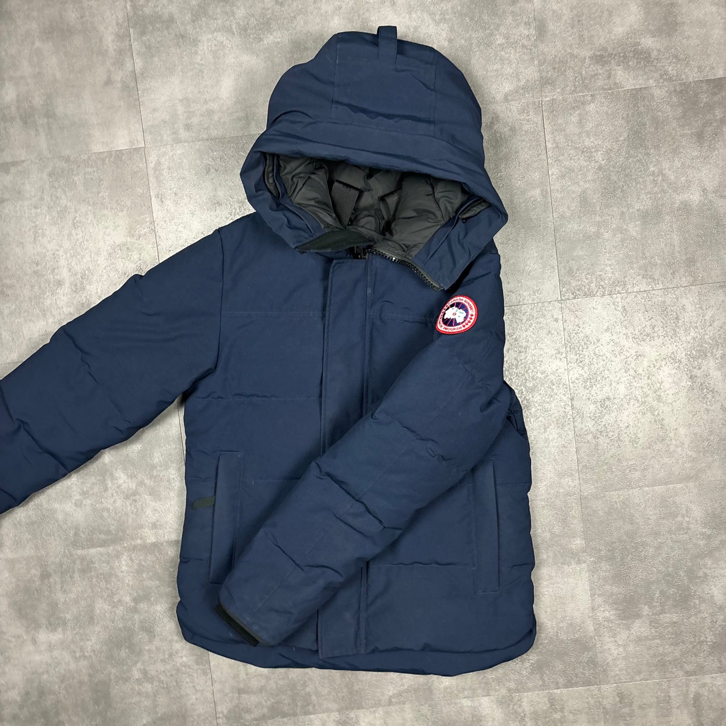 CANADA GOOSE MACMILLAN PARKA - SMALL