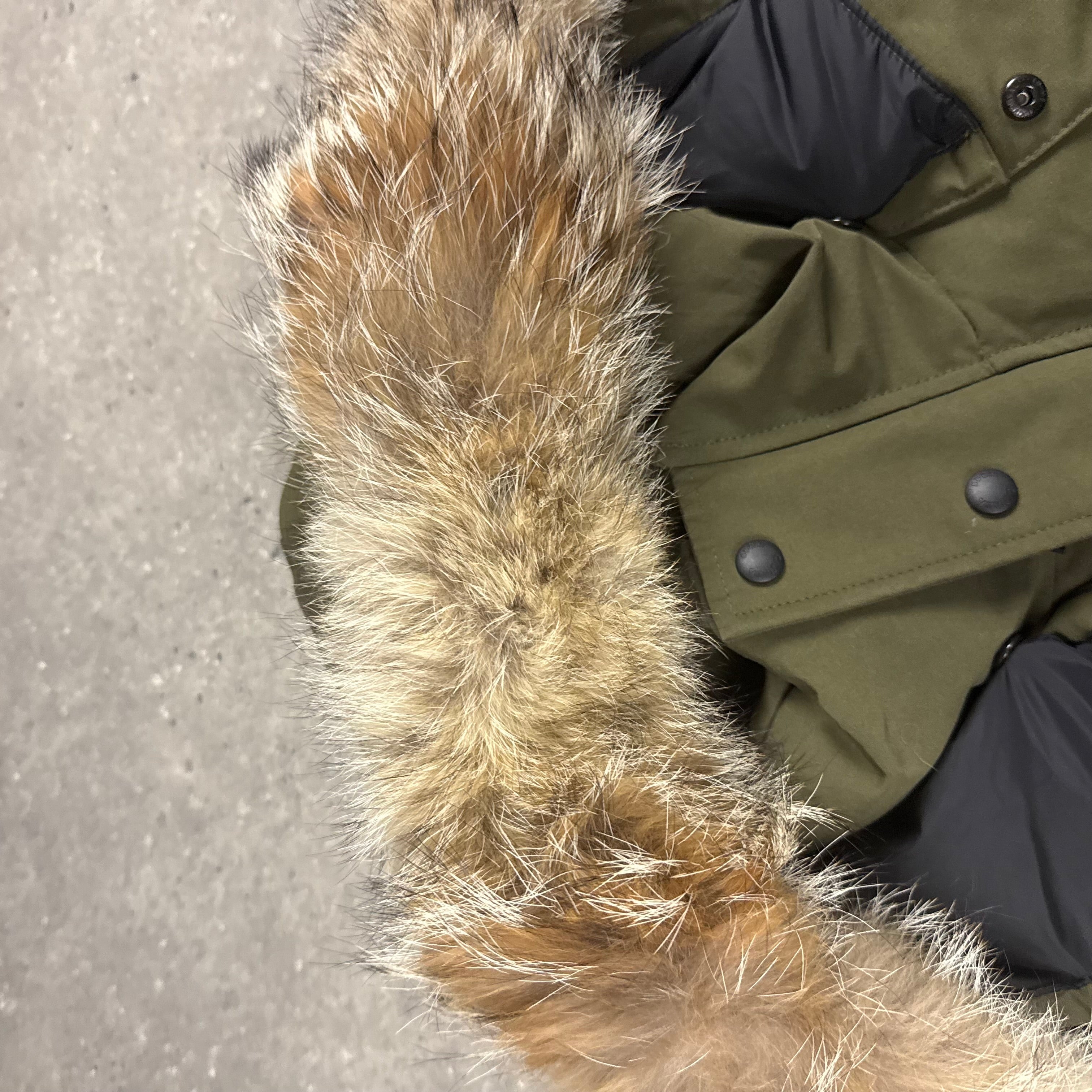 CANADA GOOSE WYNDHAM PARKA MILITARY GREEN - (XL)