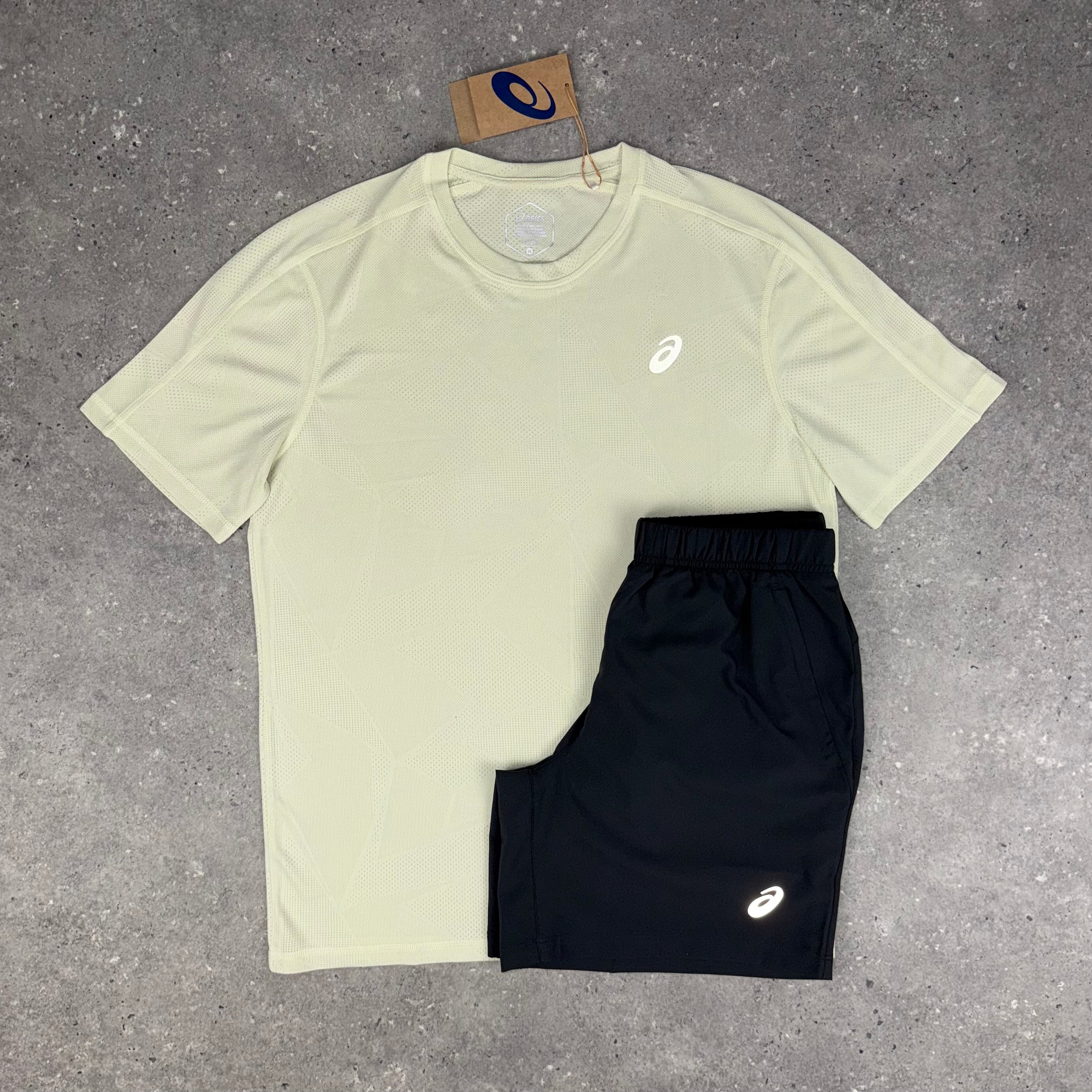 ASICS JACQUARD T-SHIRT & SHORT SET - MINERAL BEIGE / DARK GREY