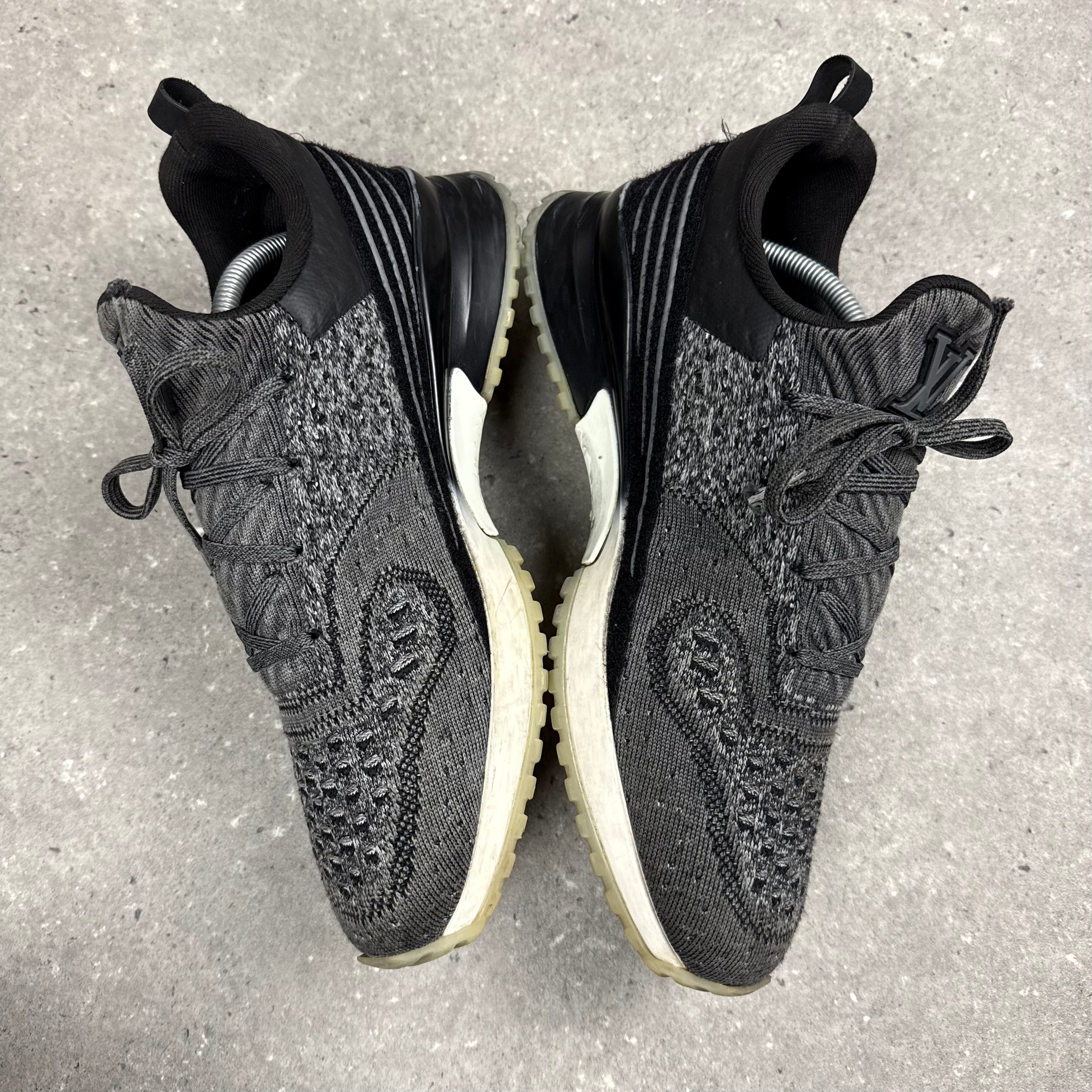 LOUIS VUITTON VNR GREY - EU 44 (FITS UK 11)