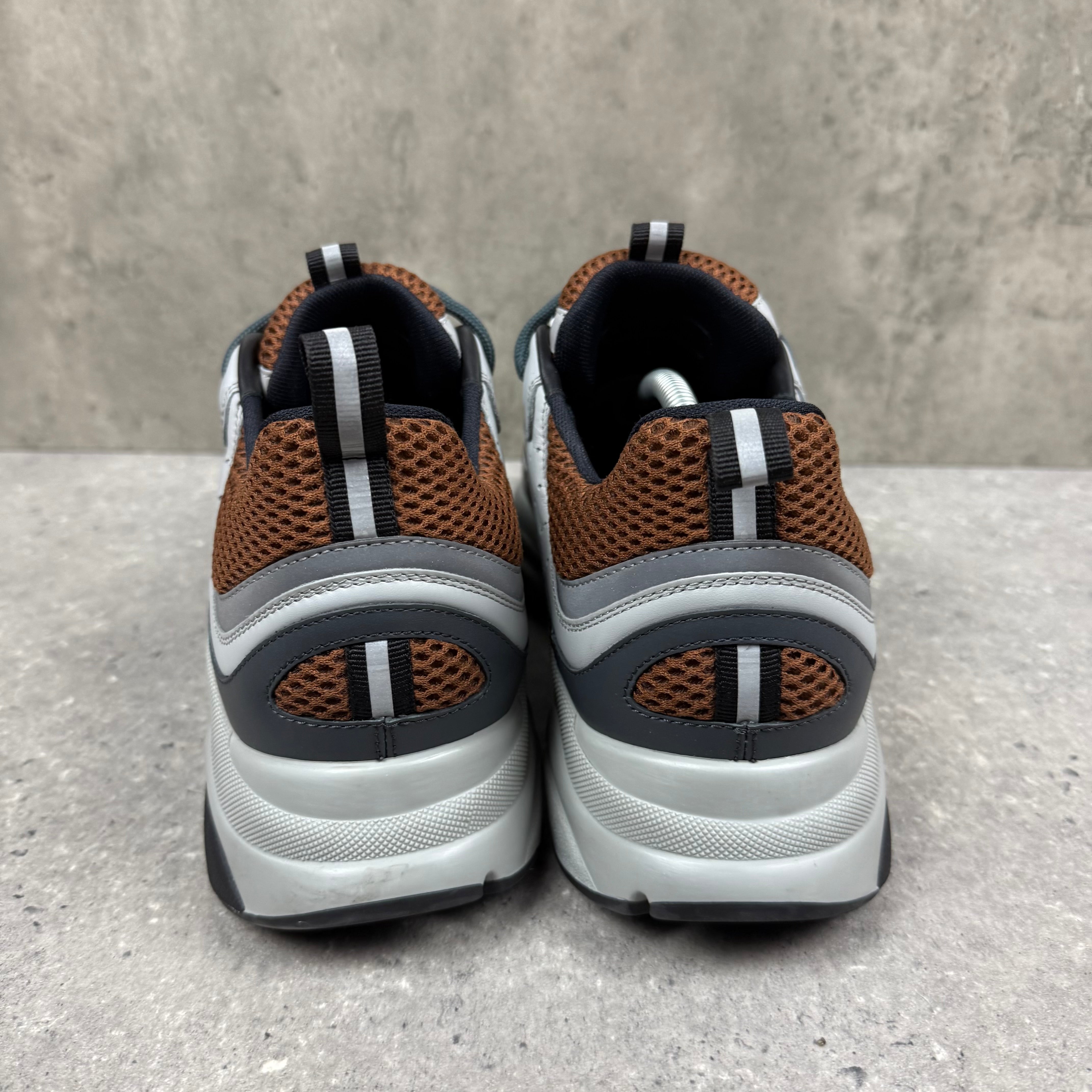 DIOR B22 BROWN/GREY - (EU44 / UK10)