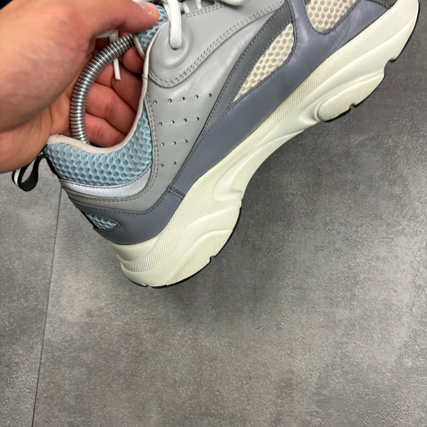 DIOR B22 TRAINERS - BABY BLUE (FITS 7)