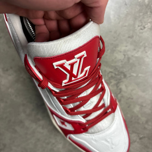 LOUIS VUITTON SNEAKERS - EU42 (FITS UK 9)