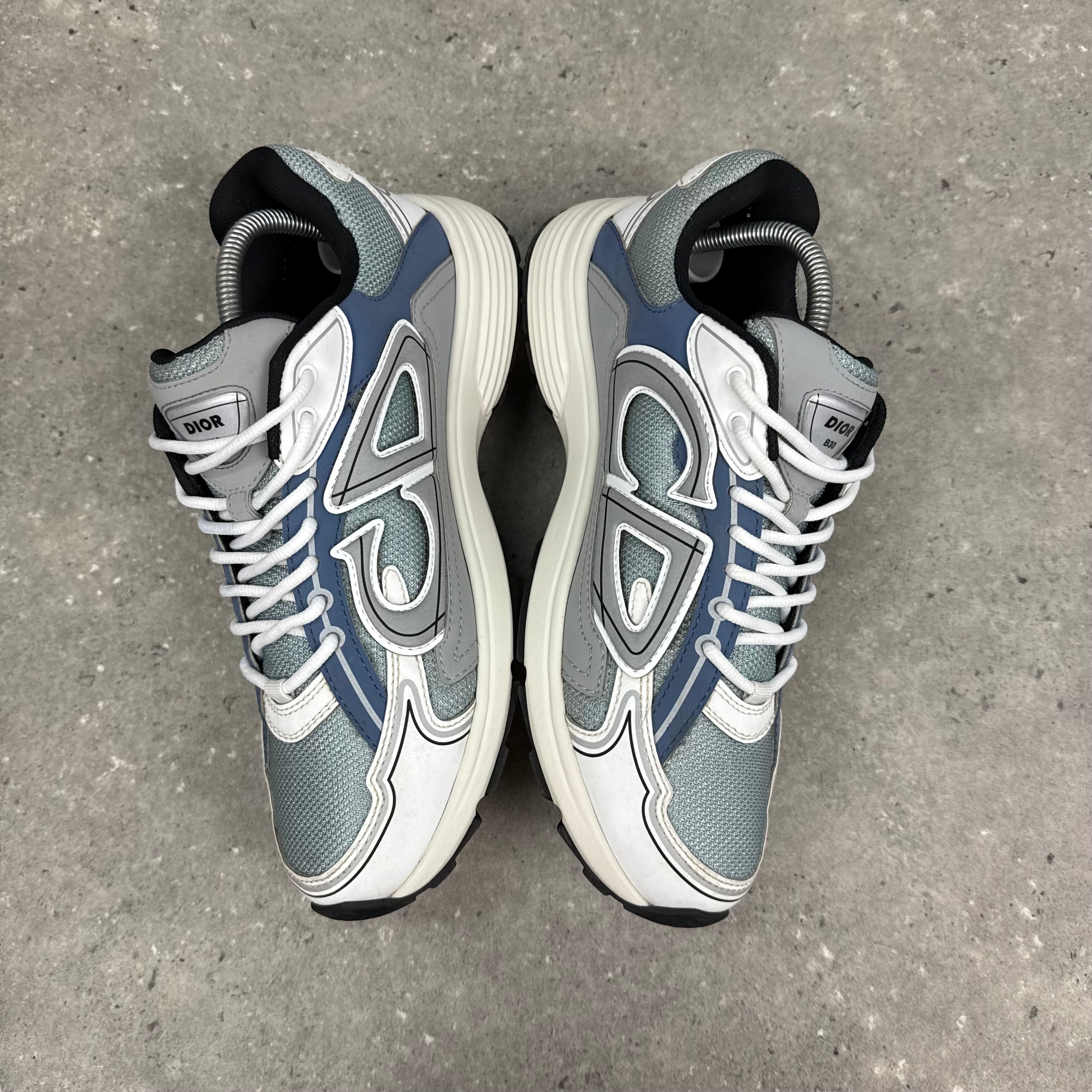 DIOR B30 LIGHT BLUE - (EU42 / UK8)
