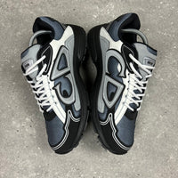 DIOR B30 GREY/BLACK - (EU 42 / UK 8)