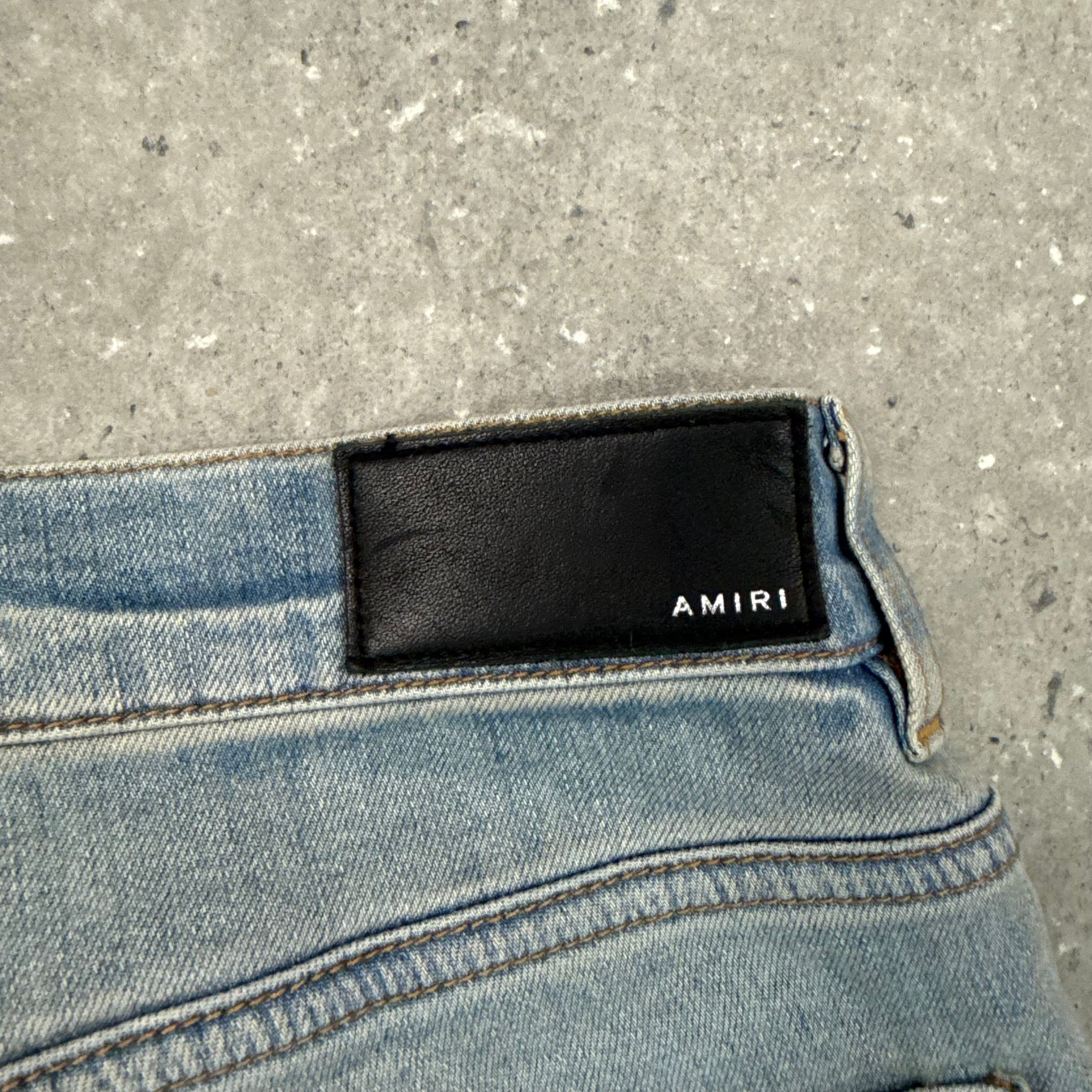 AMIRI MX1 JEANS LIGHT BLUE WASH - (32”)