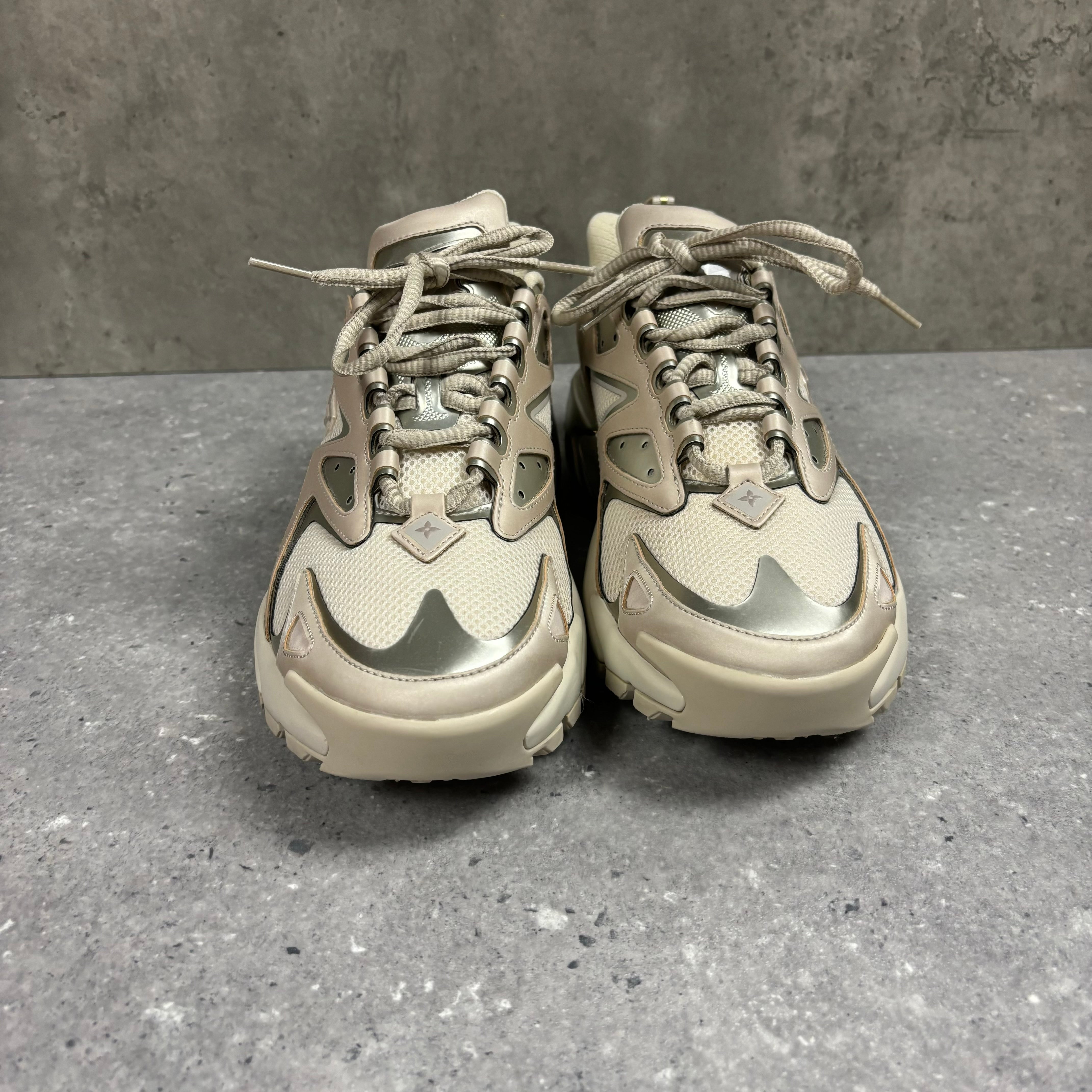 LOUIS VUITTON TACTICS - EU 42 (FITS UK 9/9.5)
