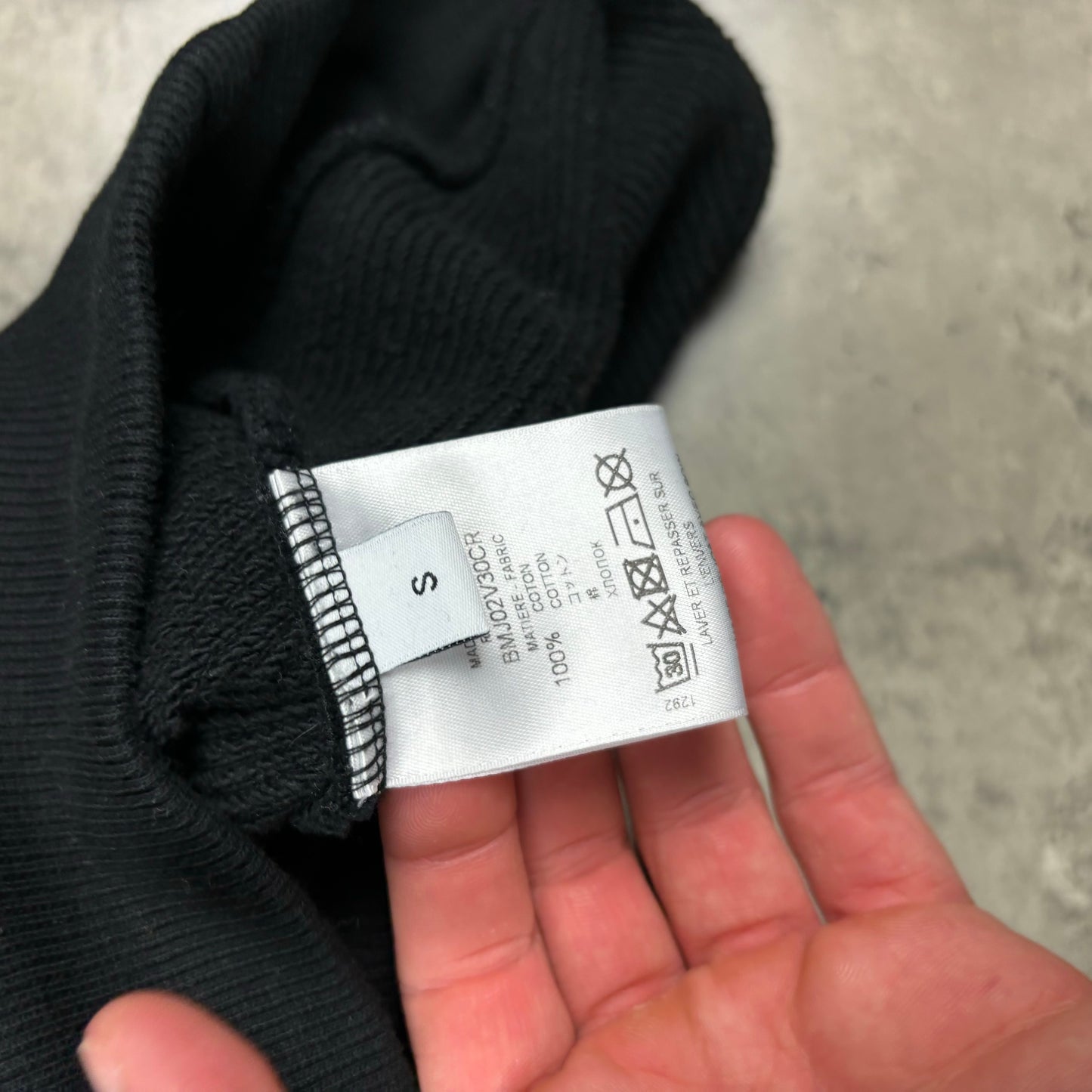 GIVENCHY PARIS HOODIE (FITS S/M)