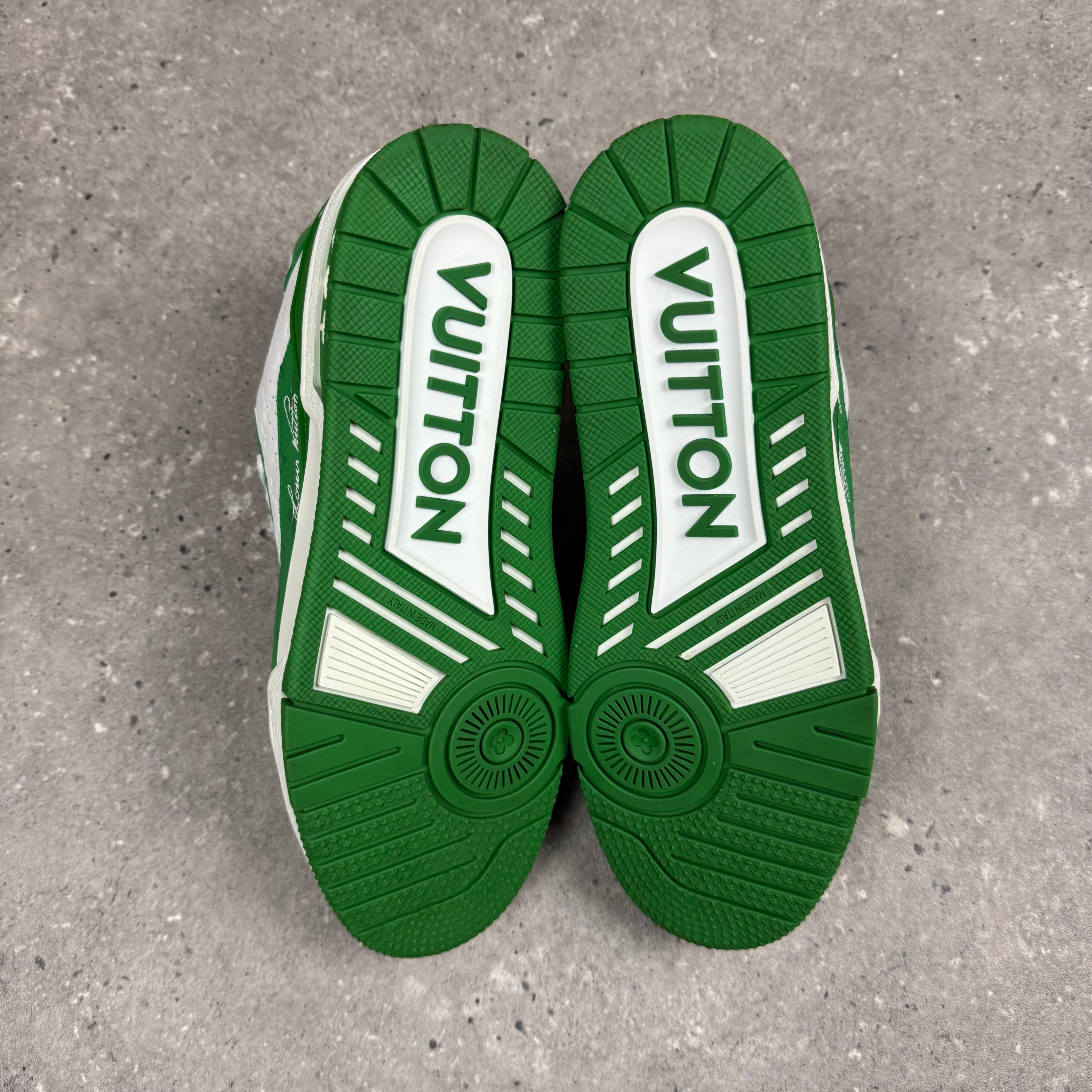 LOUIS VUITTON SNEAKERS GREEN - EU40 (FITS UK 7)